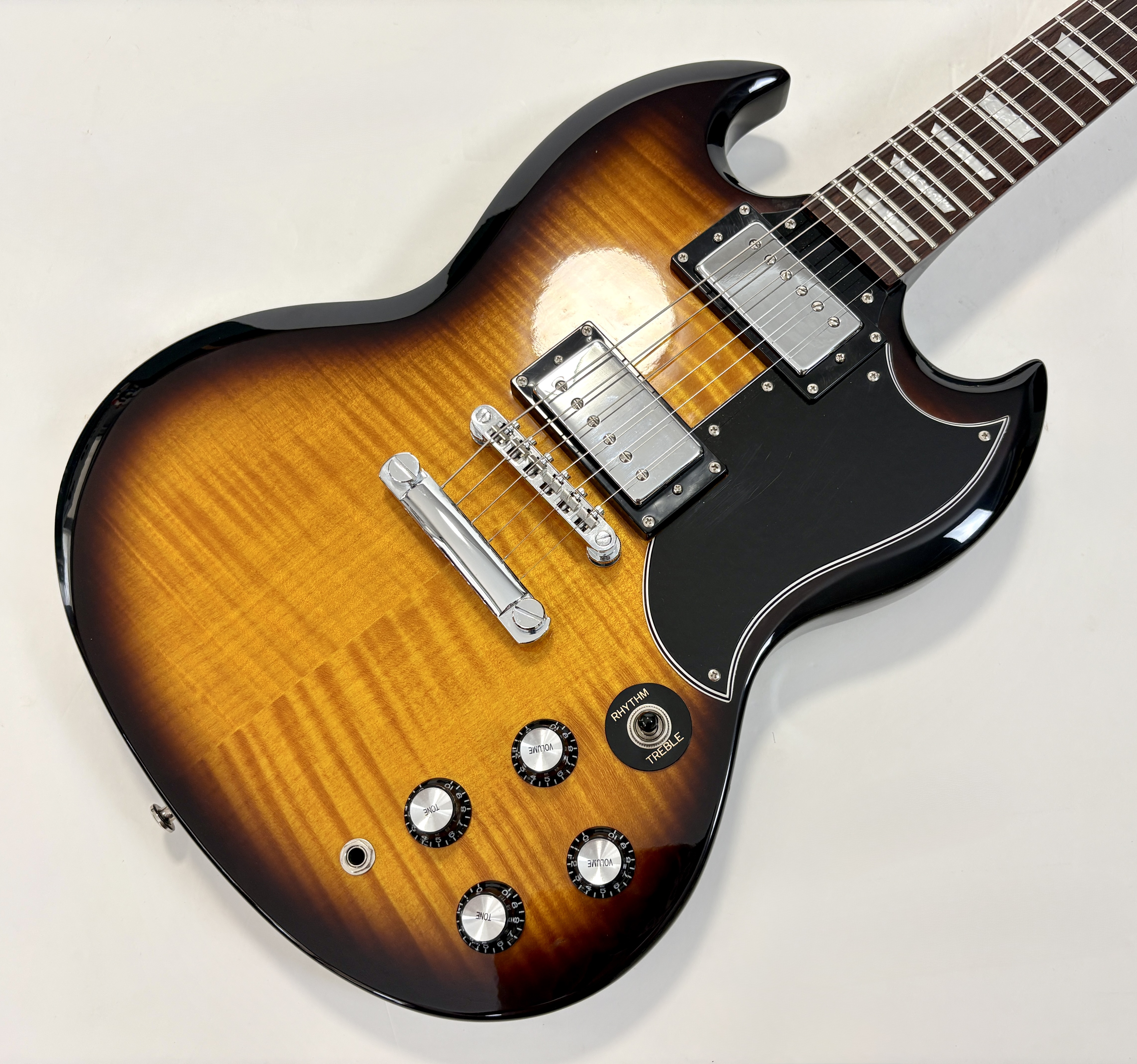 Epiphone G-400 Deluxe (35895)