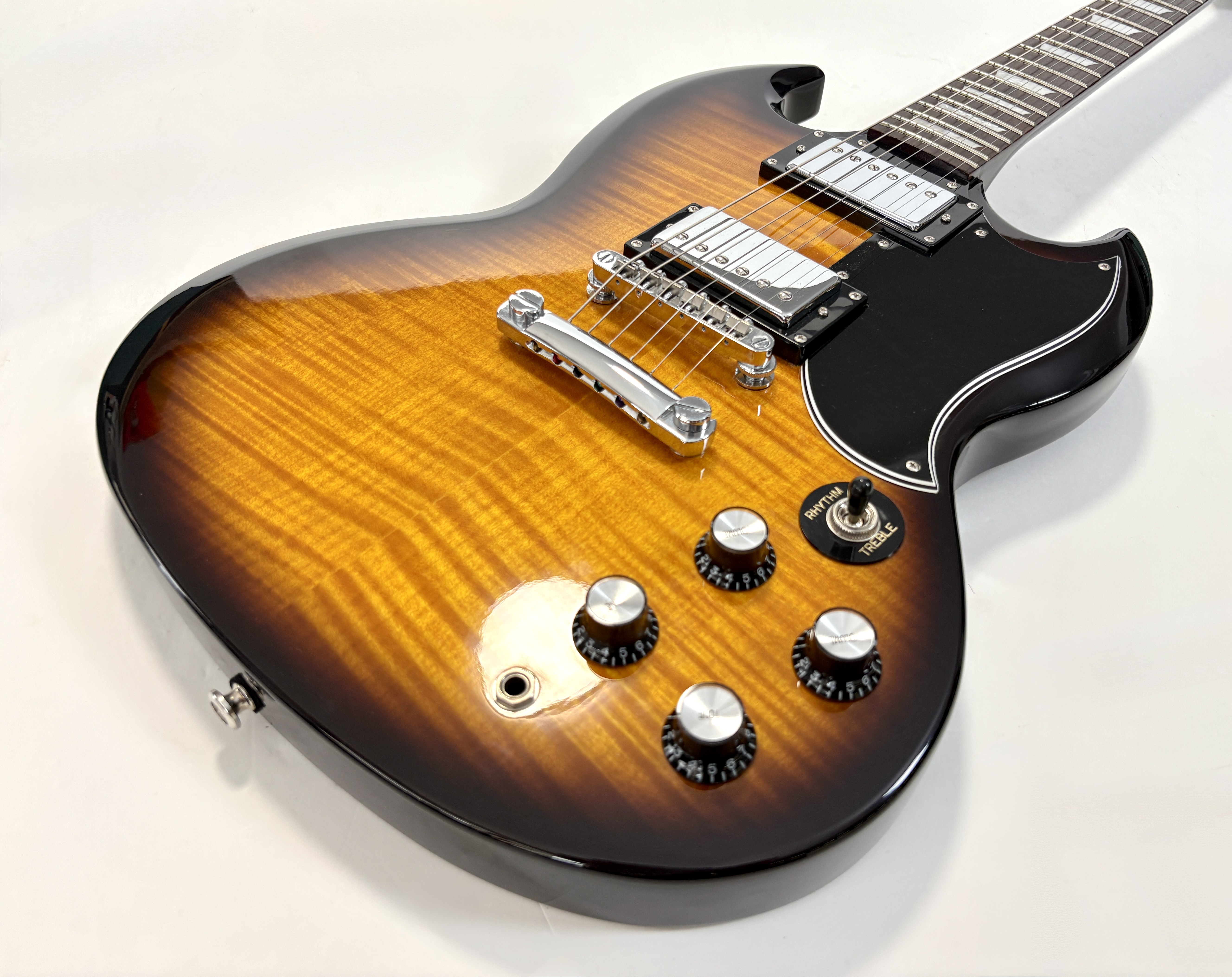 Epiphone G-400 Deluxe (66337)