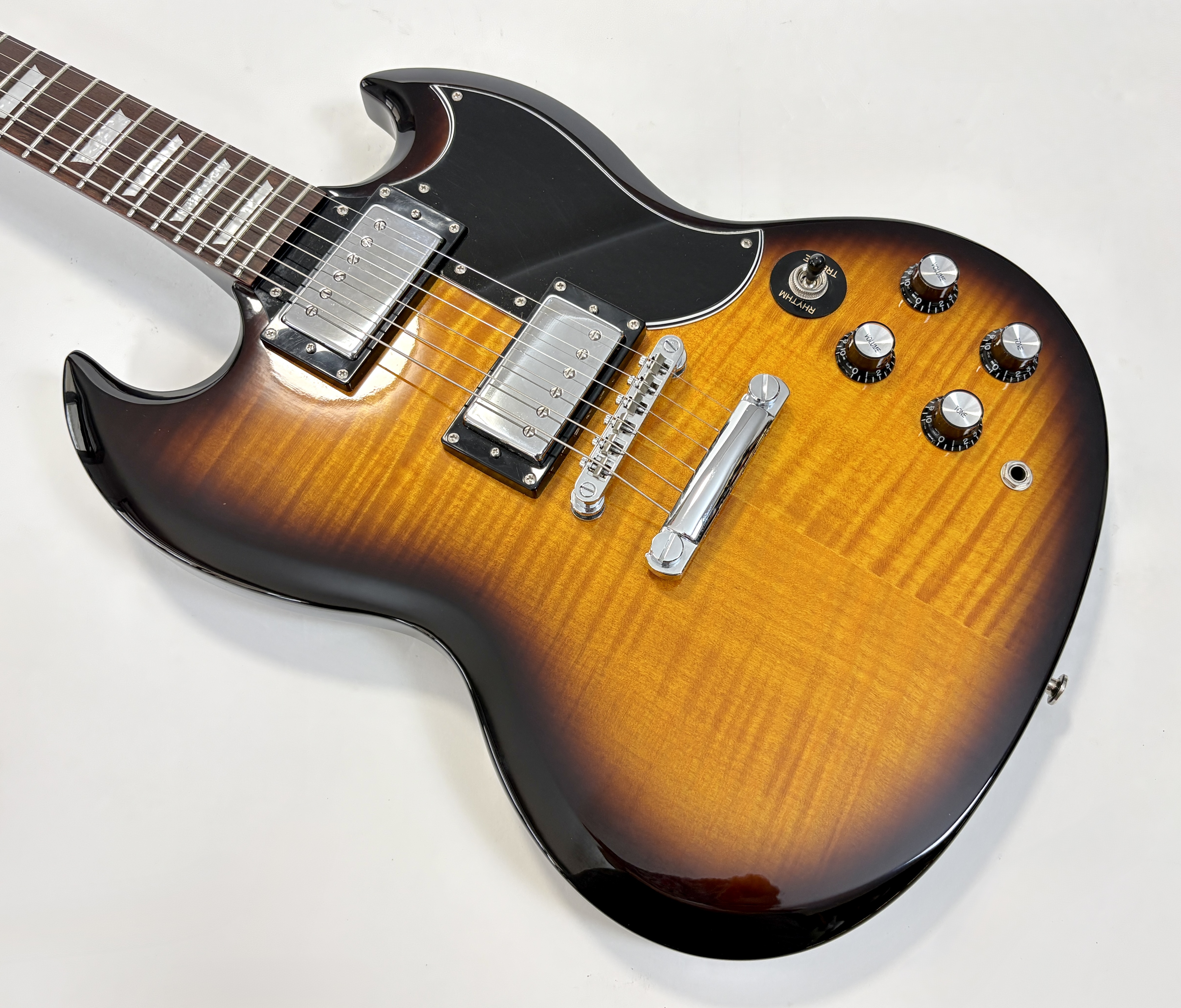 Epiphone G-400 Deluxe (83850)