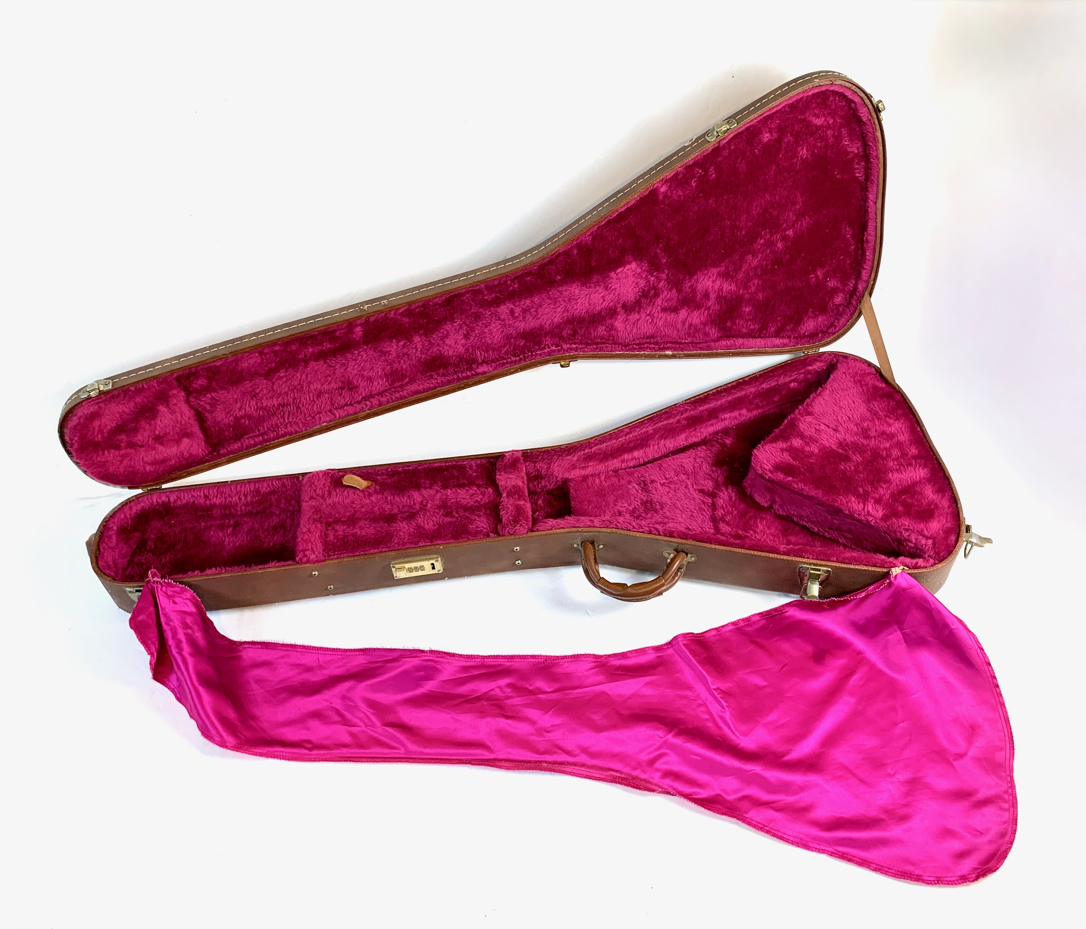Gibson Flying V Hardshell Case (22819)