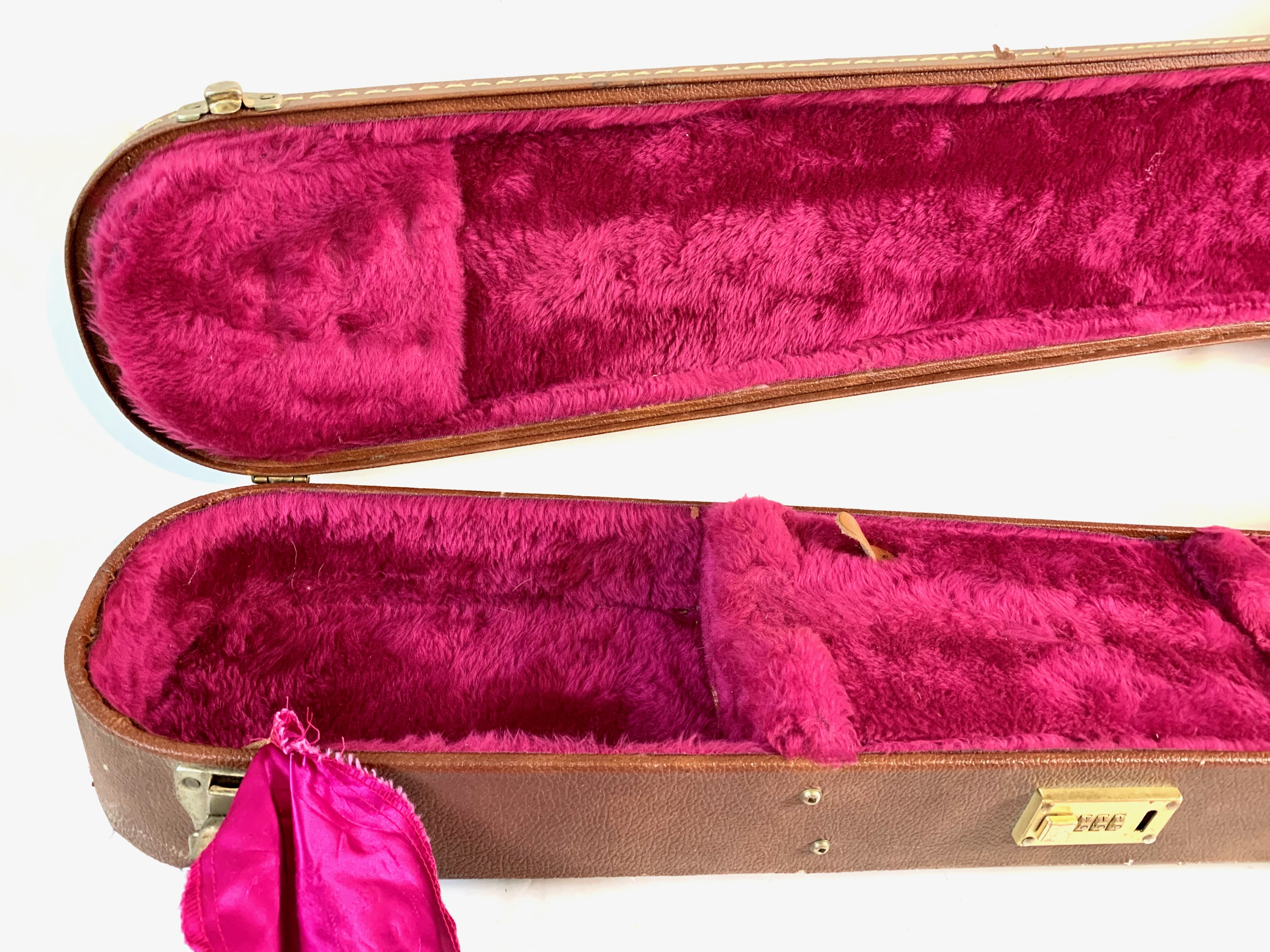 Gibson Flying V Hardshell Case (18701)