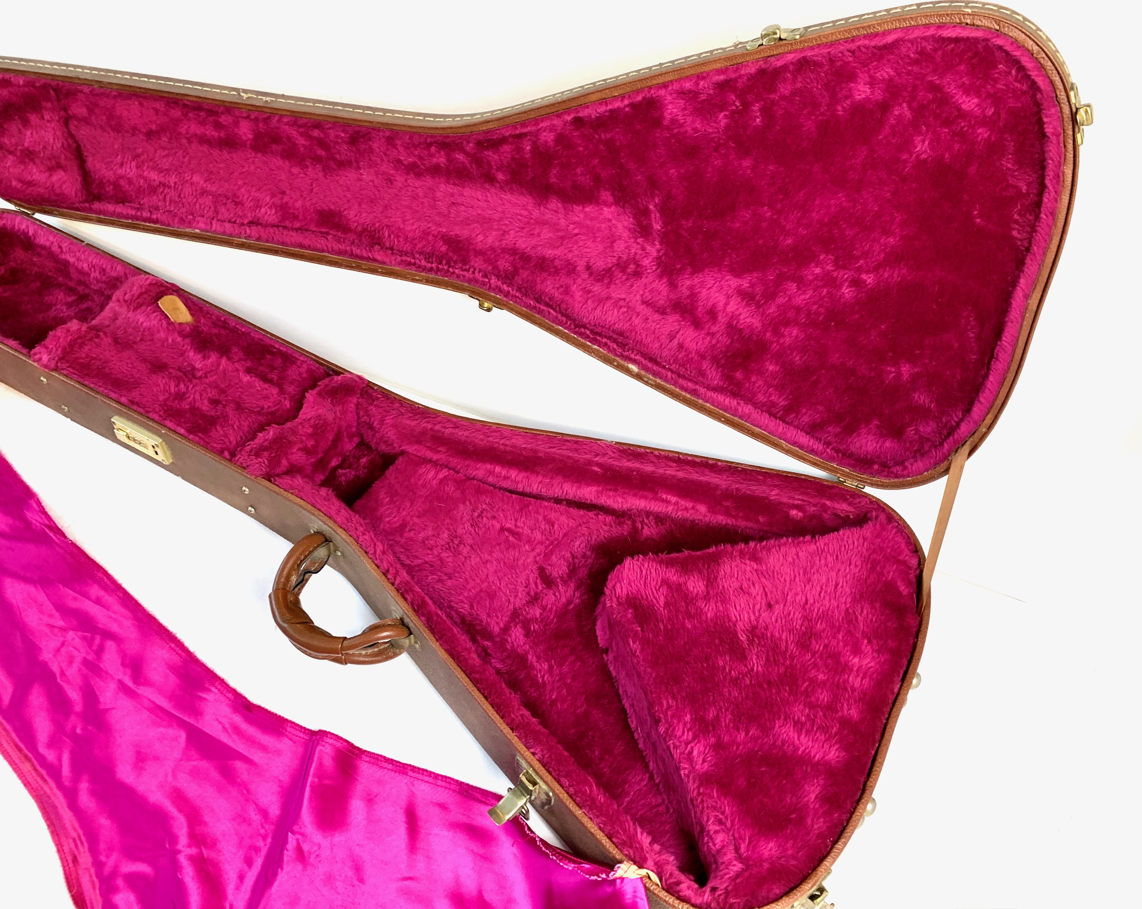 Gibson Flying V Hardshell Case (10981)
