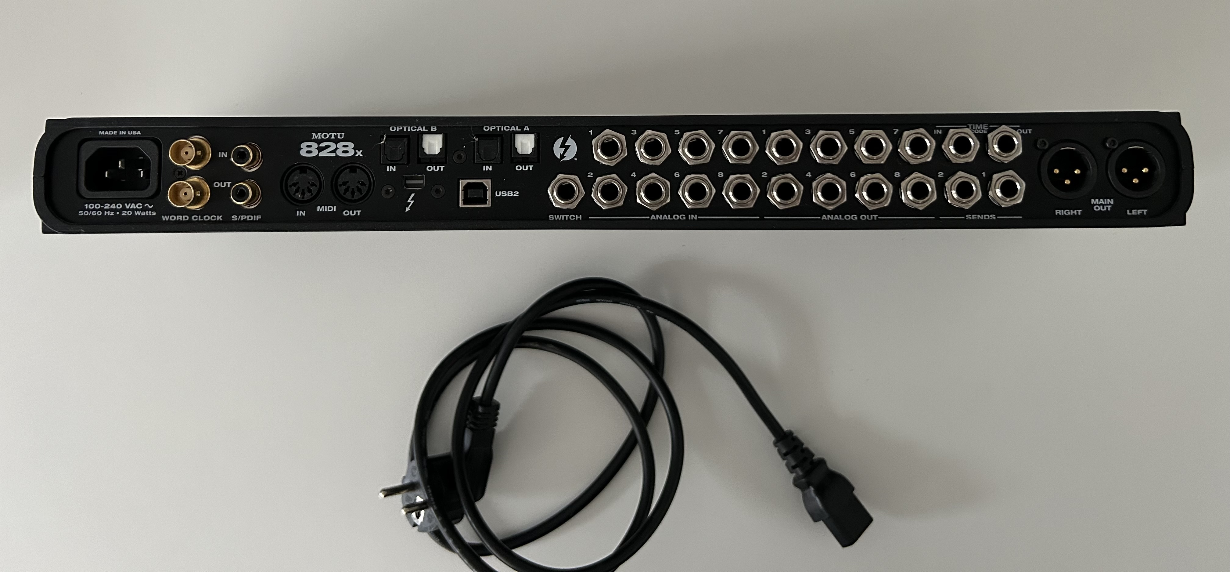 MOTU 828x (54416)