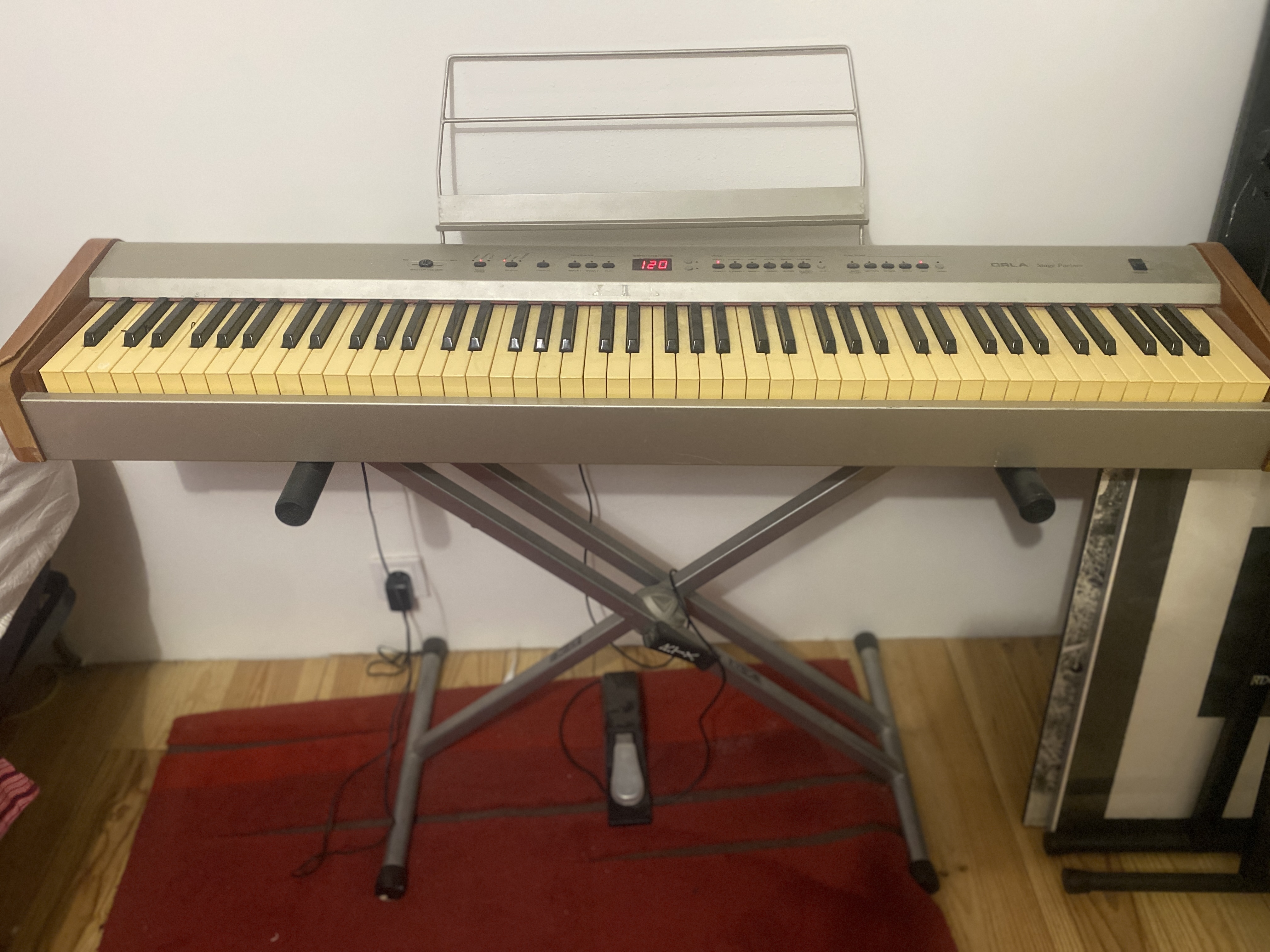 Vends piano digital ORLA Stage Partner