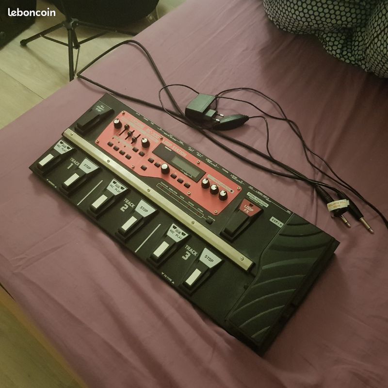 BOSS RC-300 Loop Station – 250 €