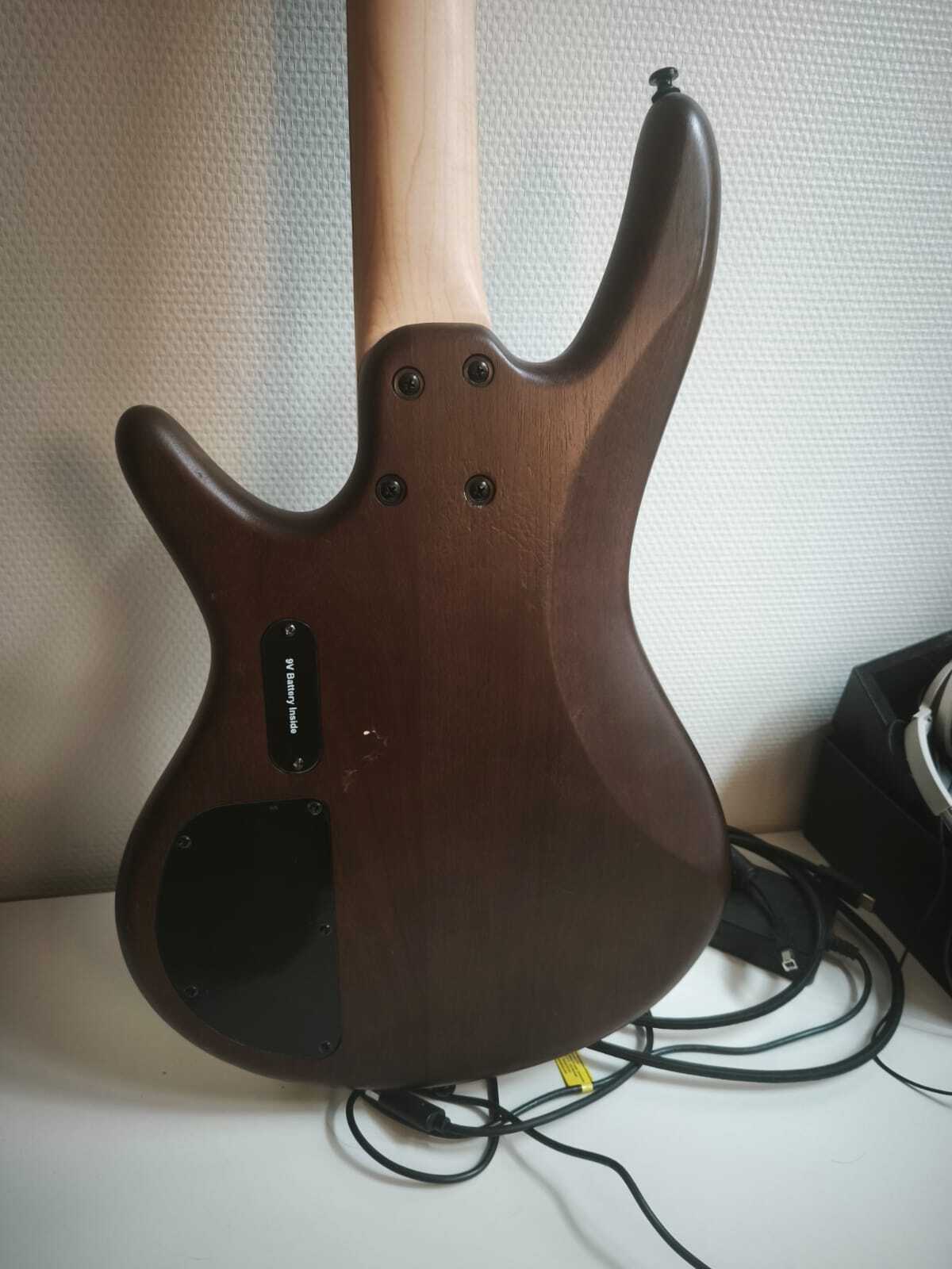 Basse dos