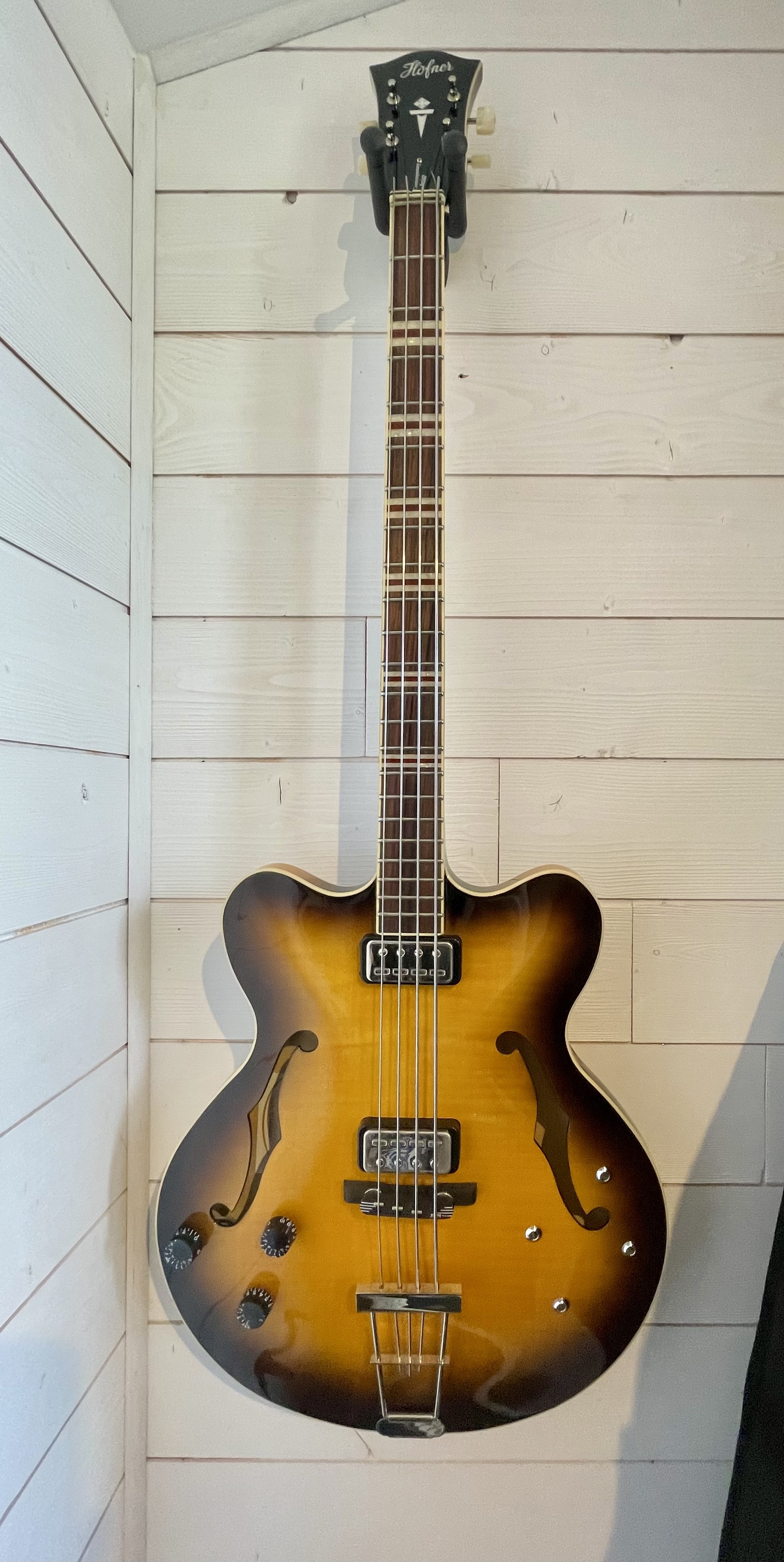 Vds basse gaucher Höfner Verythin bass 