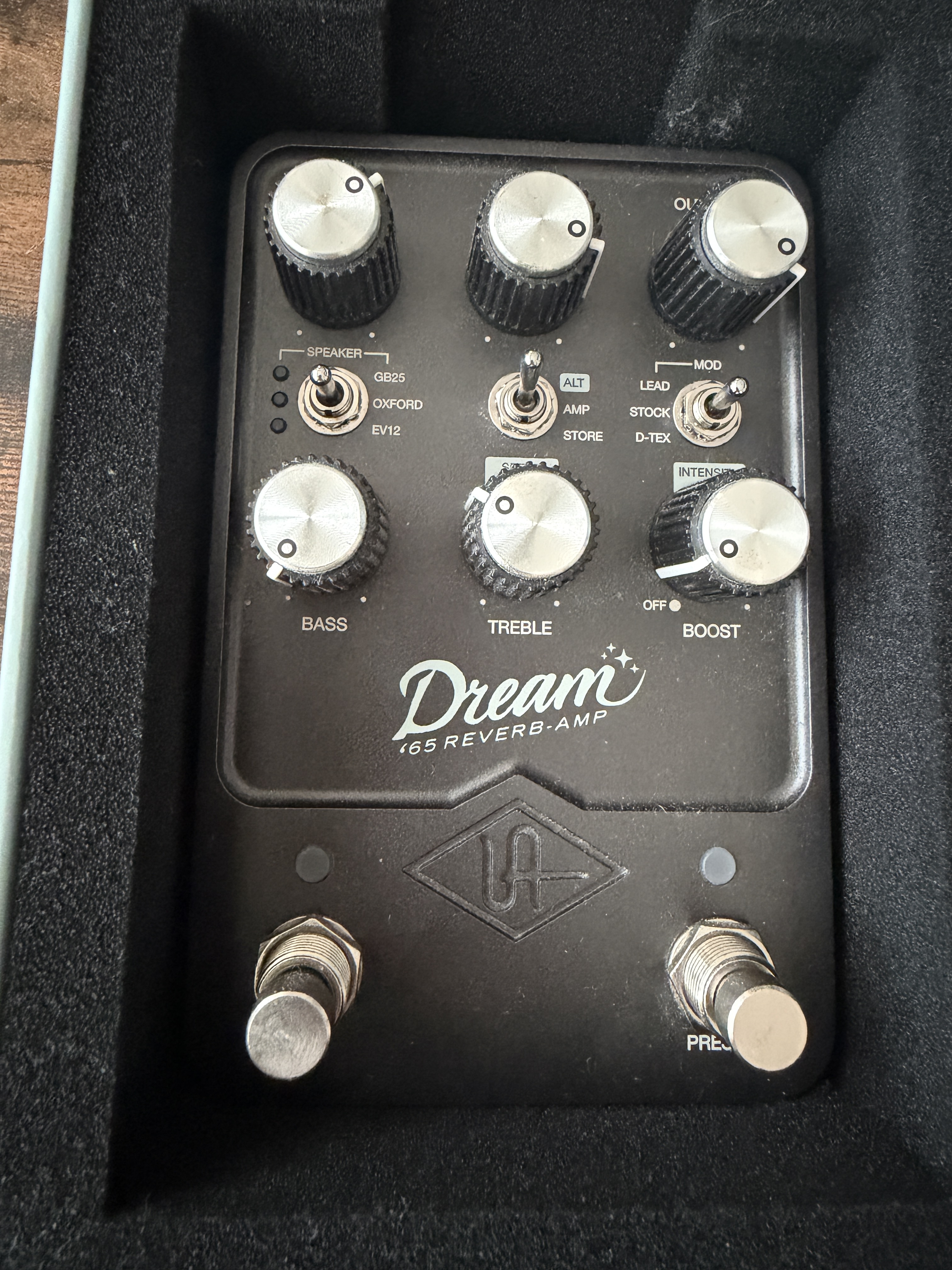 Universal Audio Dream 65 Reverb Amplifier