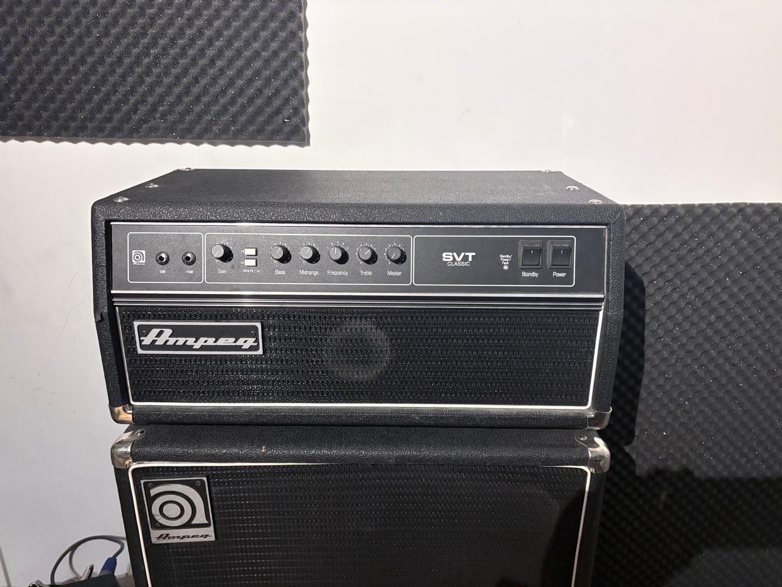 Vends Ampeg SVT-CL U.S.A
