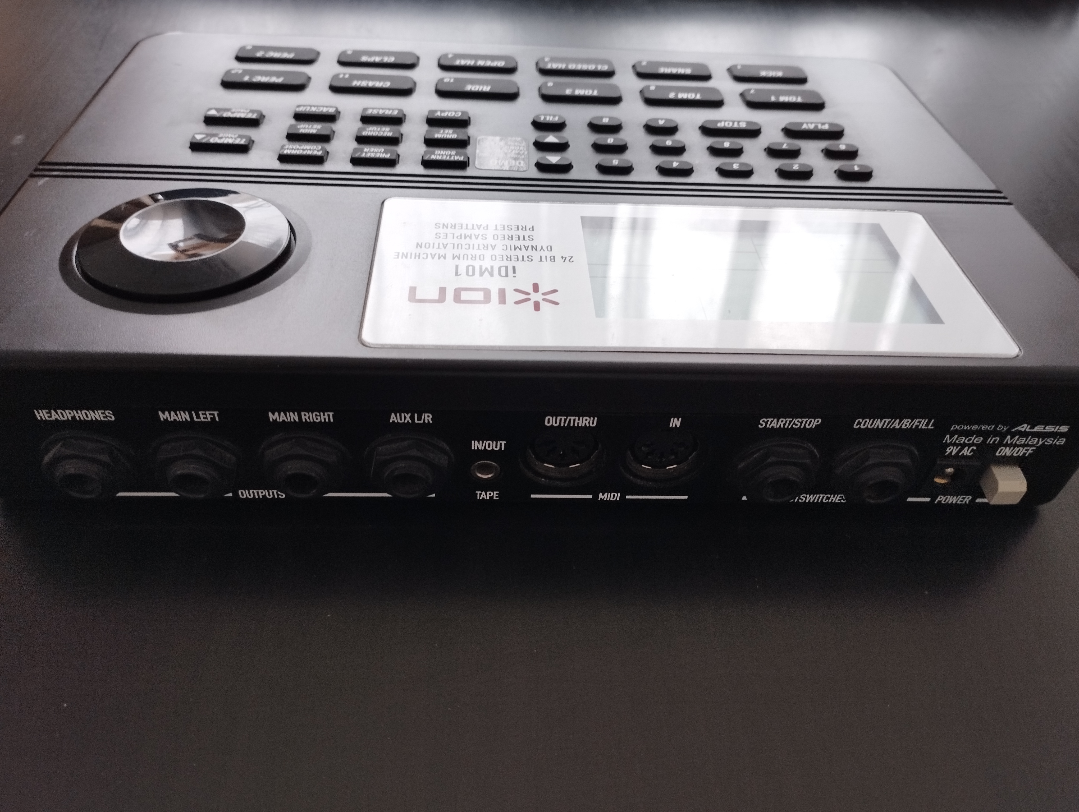 Alesis SR-16 (18565)