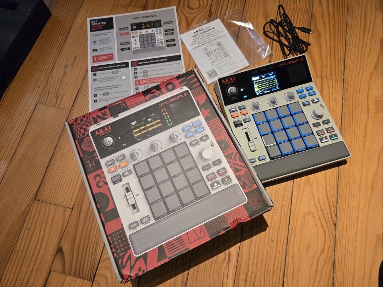 Akai Professional MPC Sample (24333)