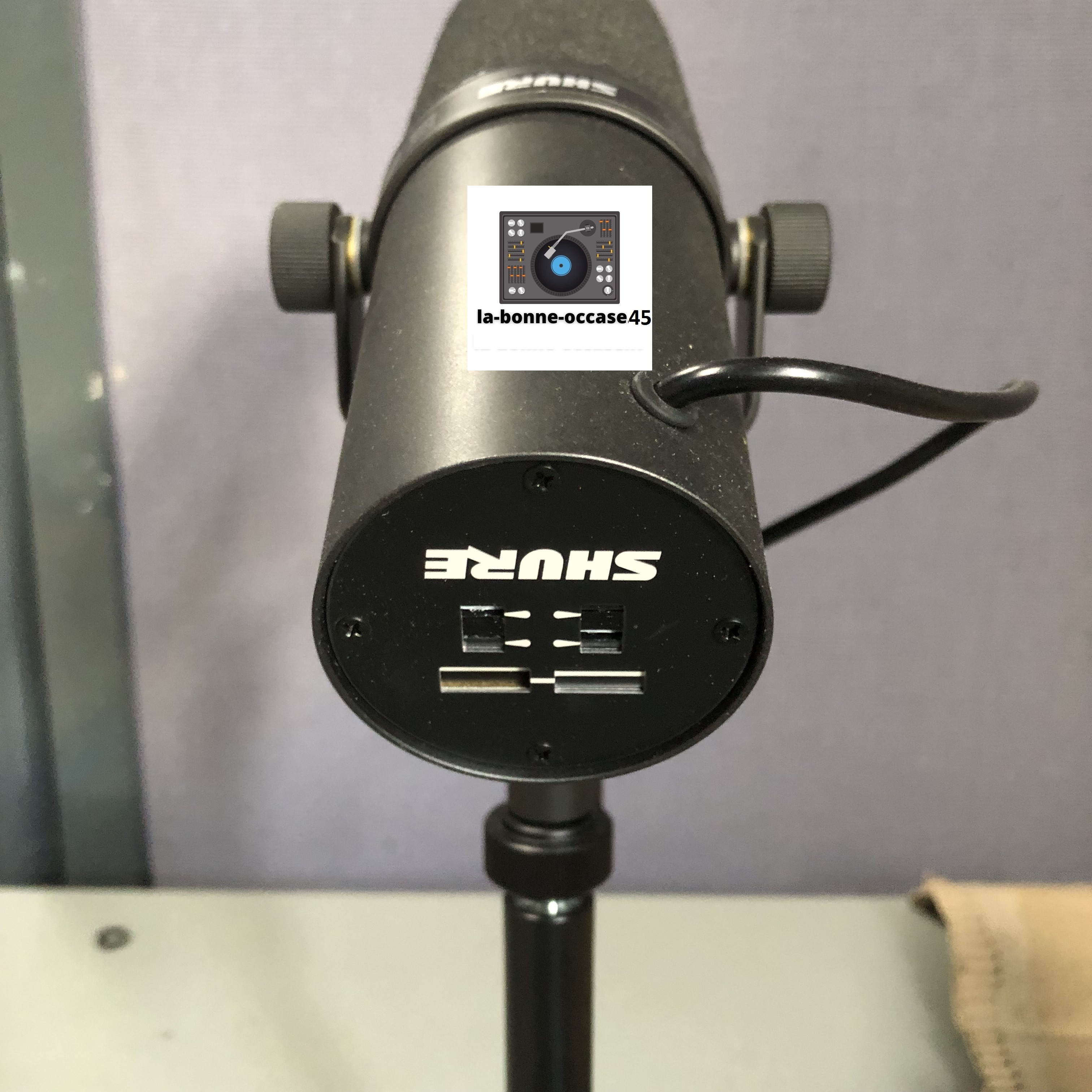 Vend Micro SM7B Shure