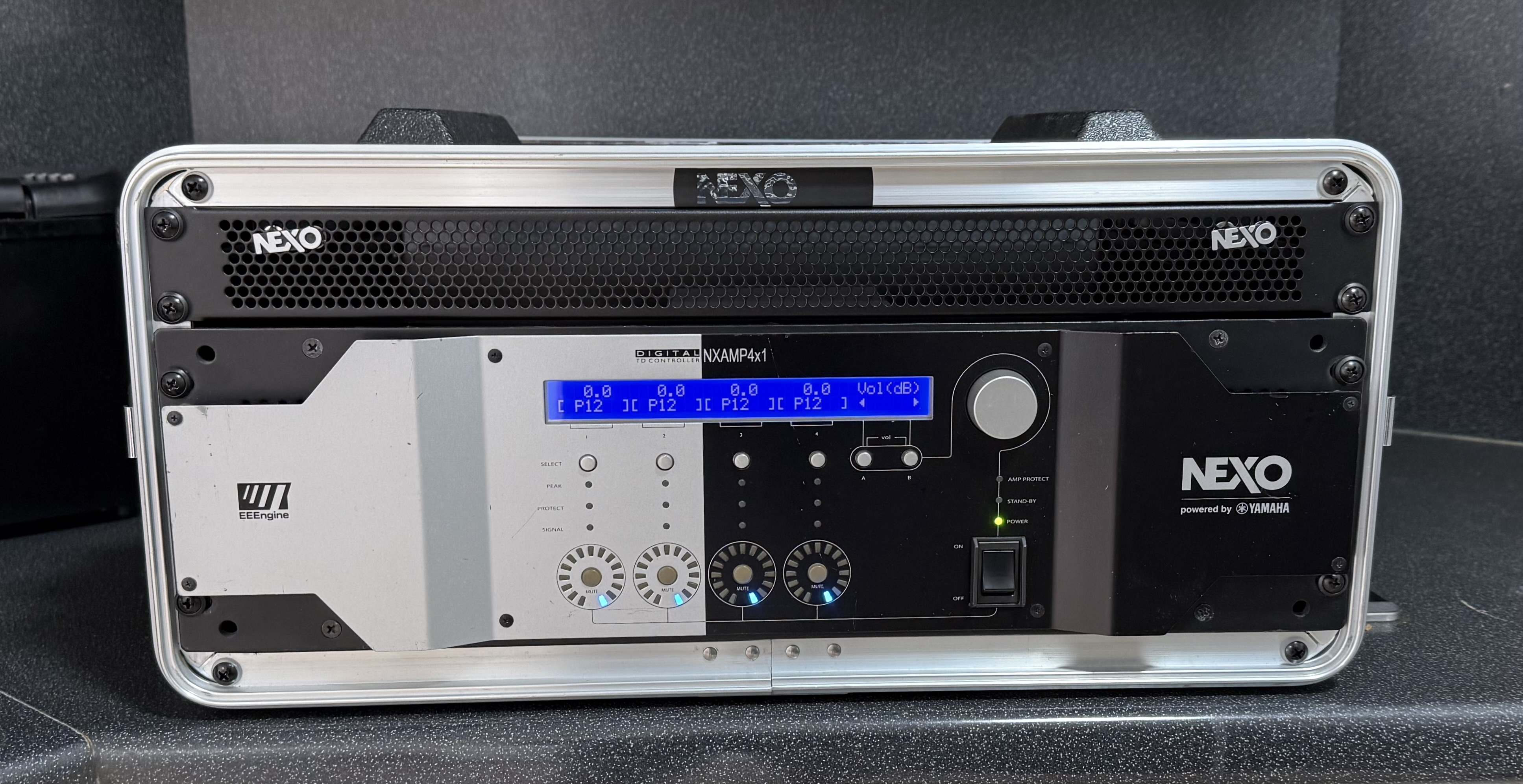 Ampli Nexo NXAMP 4X1 en parfait état