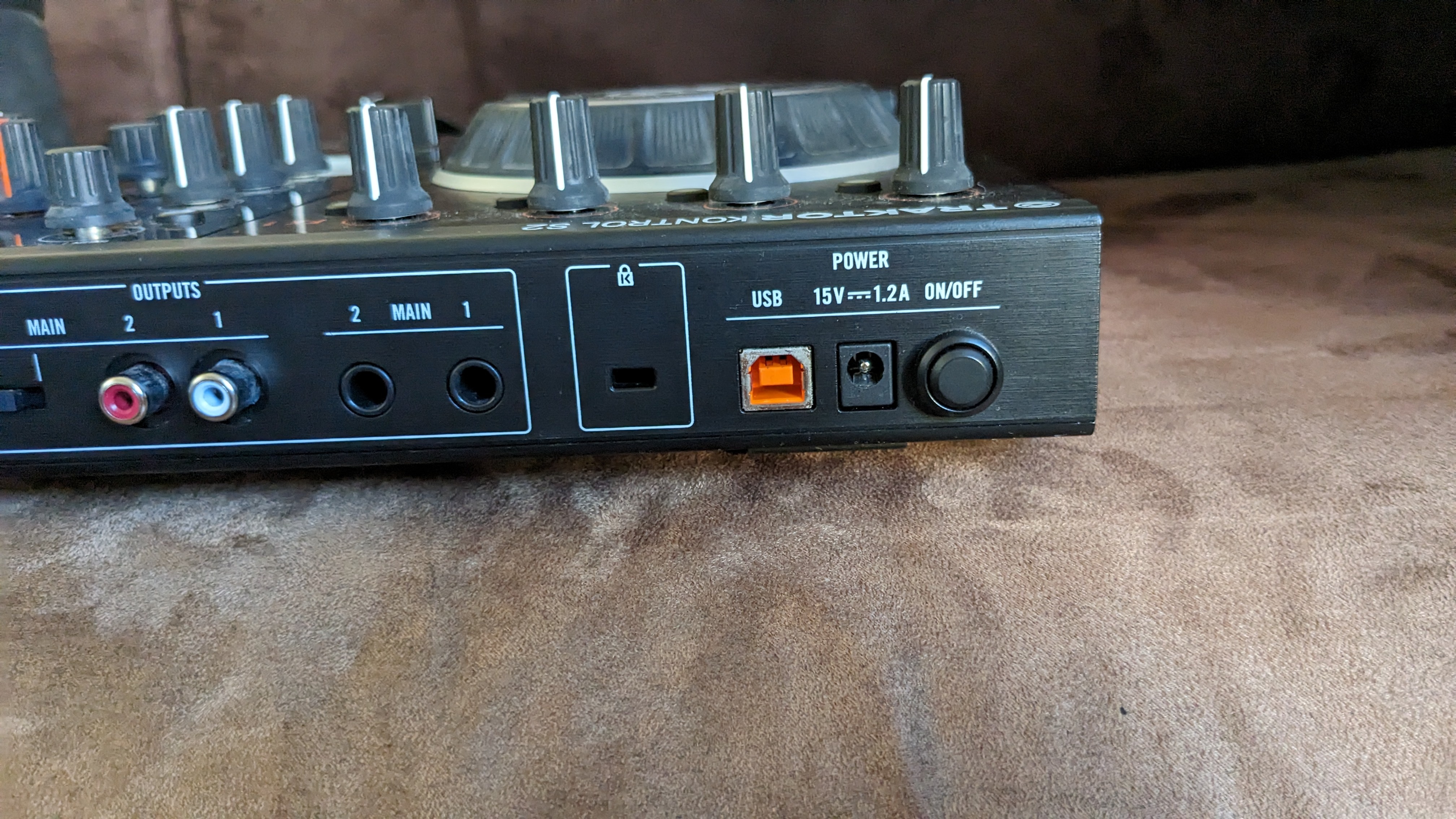 Native Instruments Traktor Kontrol S2 mk2 (74406)