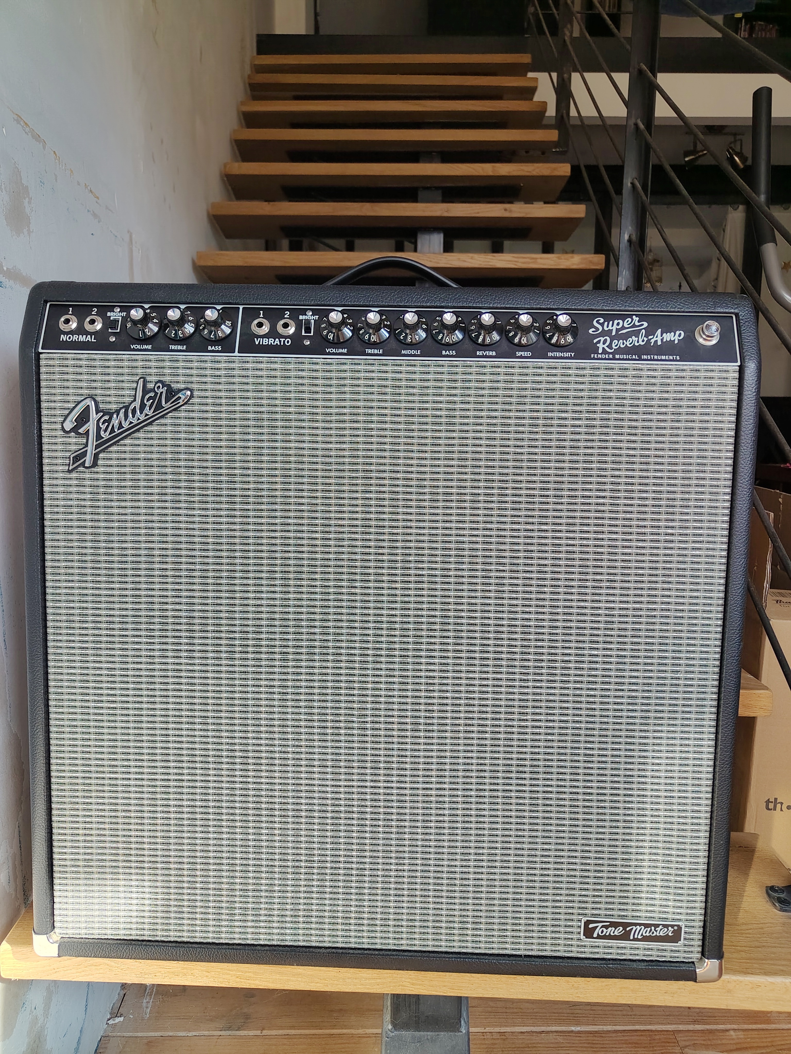Fender Tone Master Super Reverb 4x10 - excellent état - housse + footswitch