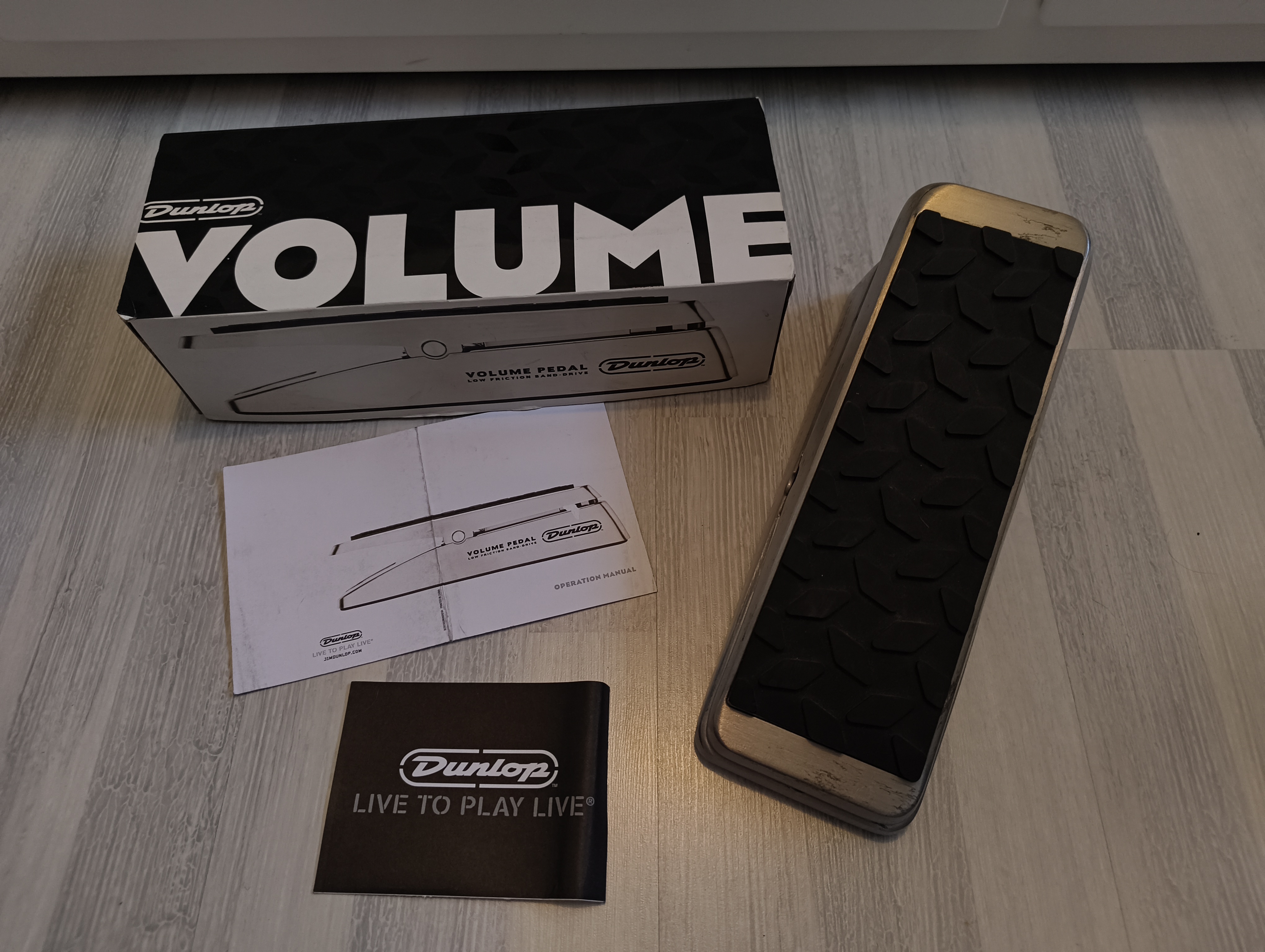 Vends pédale de volume Dunlop DVP1
