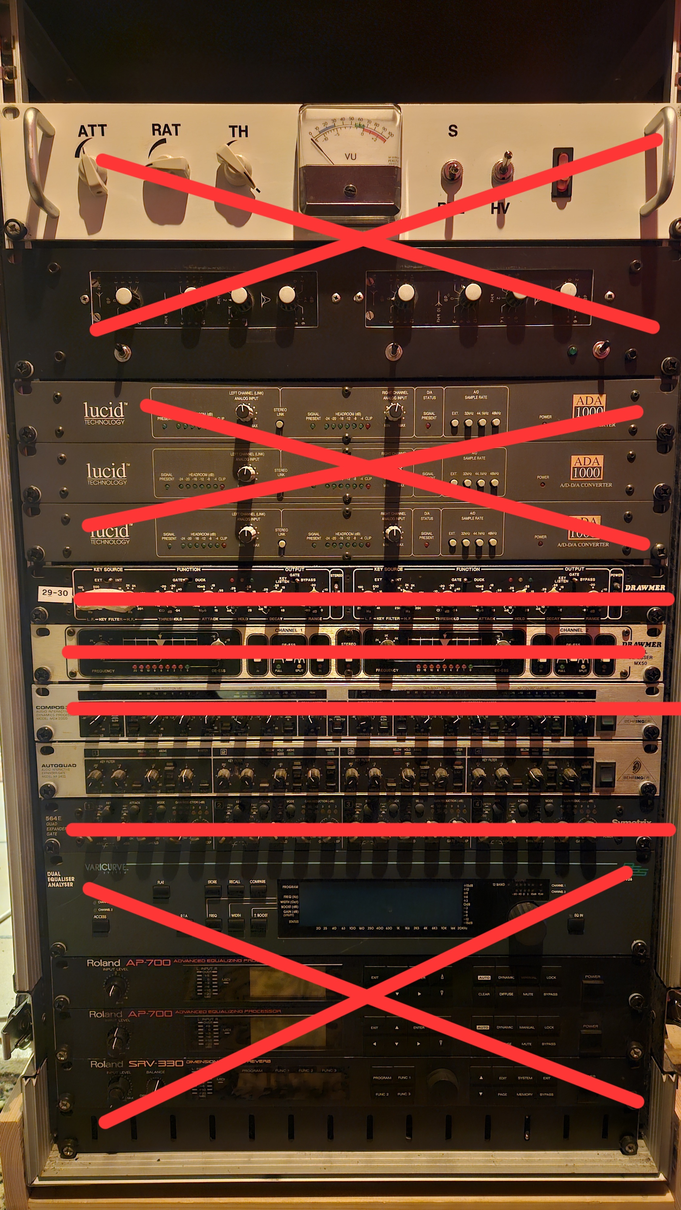 quad gate Behringer xr2400 
