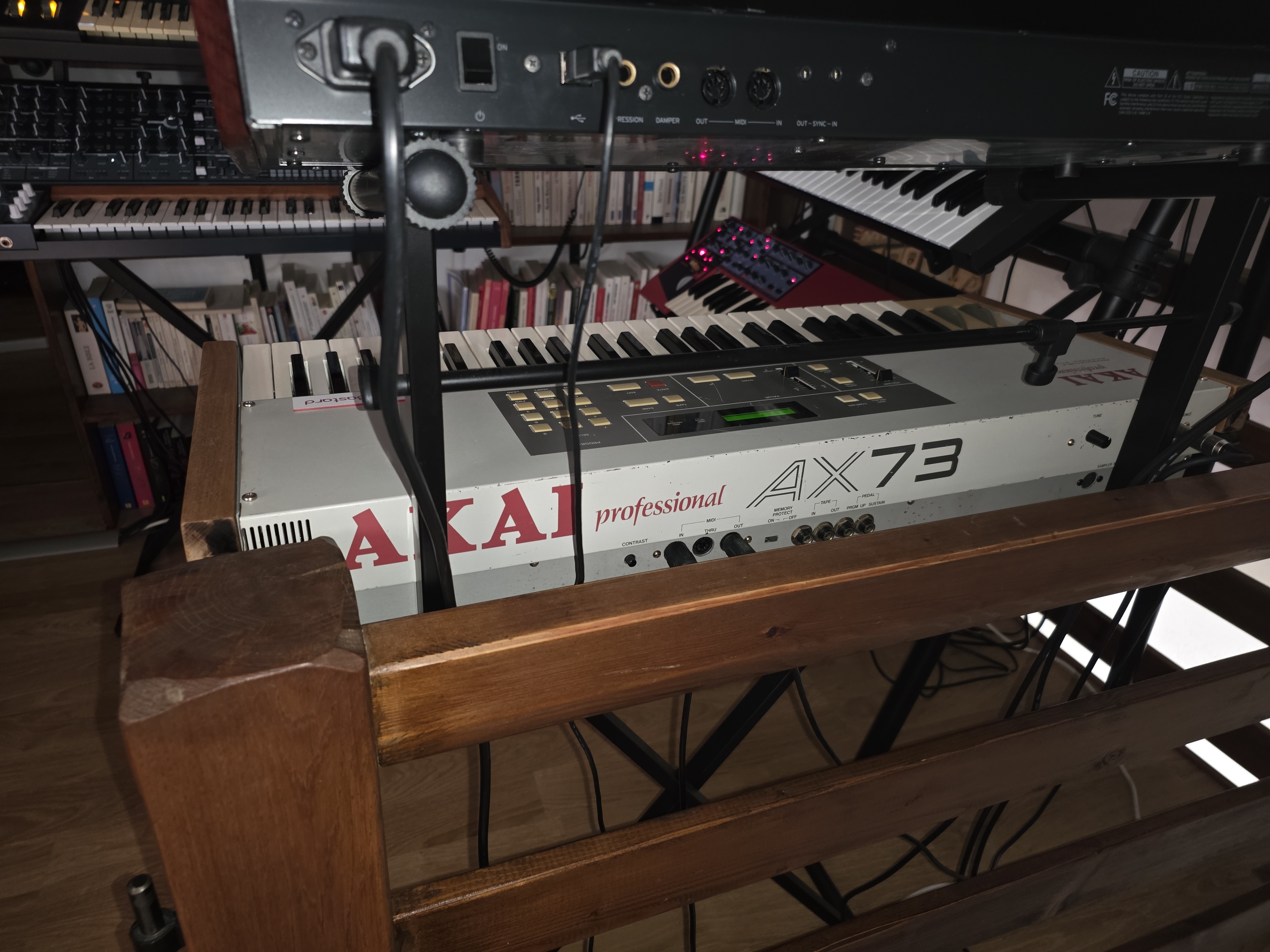 Akai Professional AX73 (43477)
