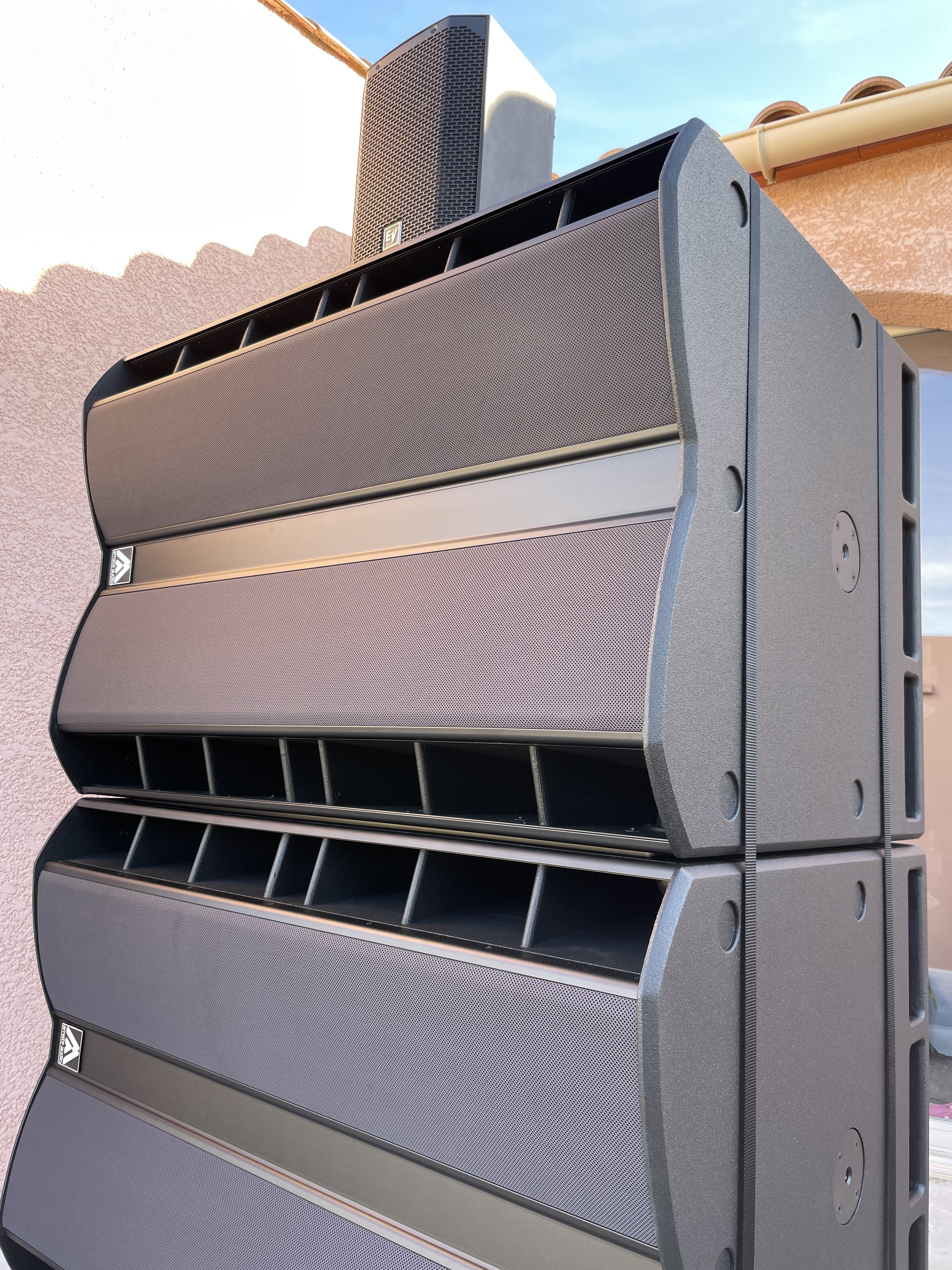 Vends Subs Amate Audio X208WFD
