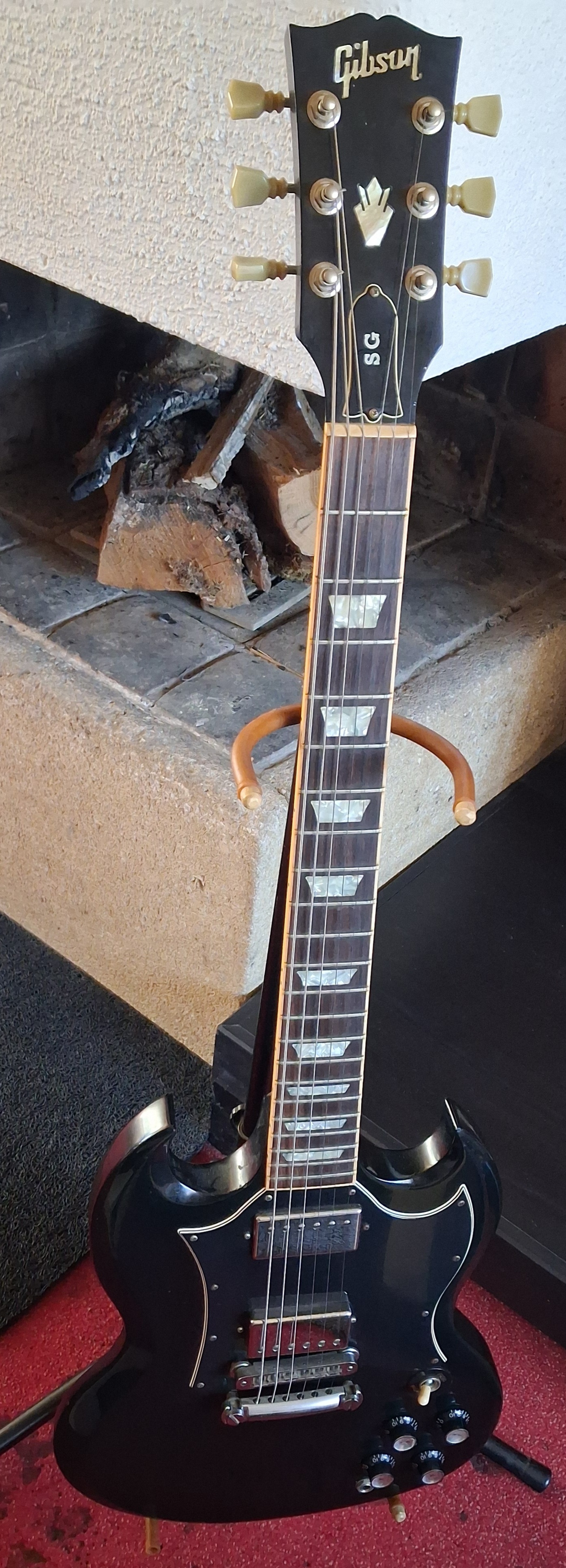 Gibson SG standard ebony + case