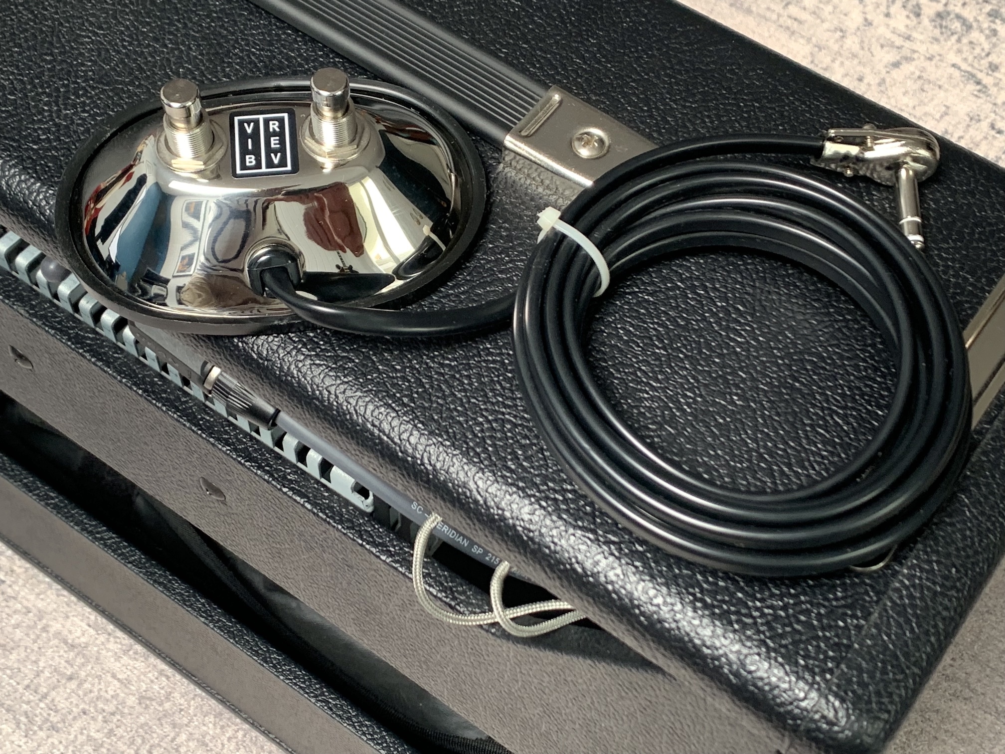 Fender Princeton 64 23