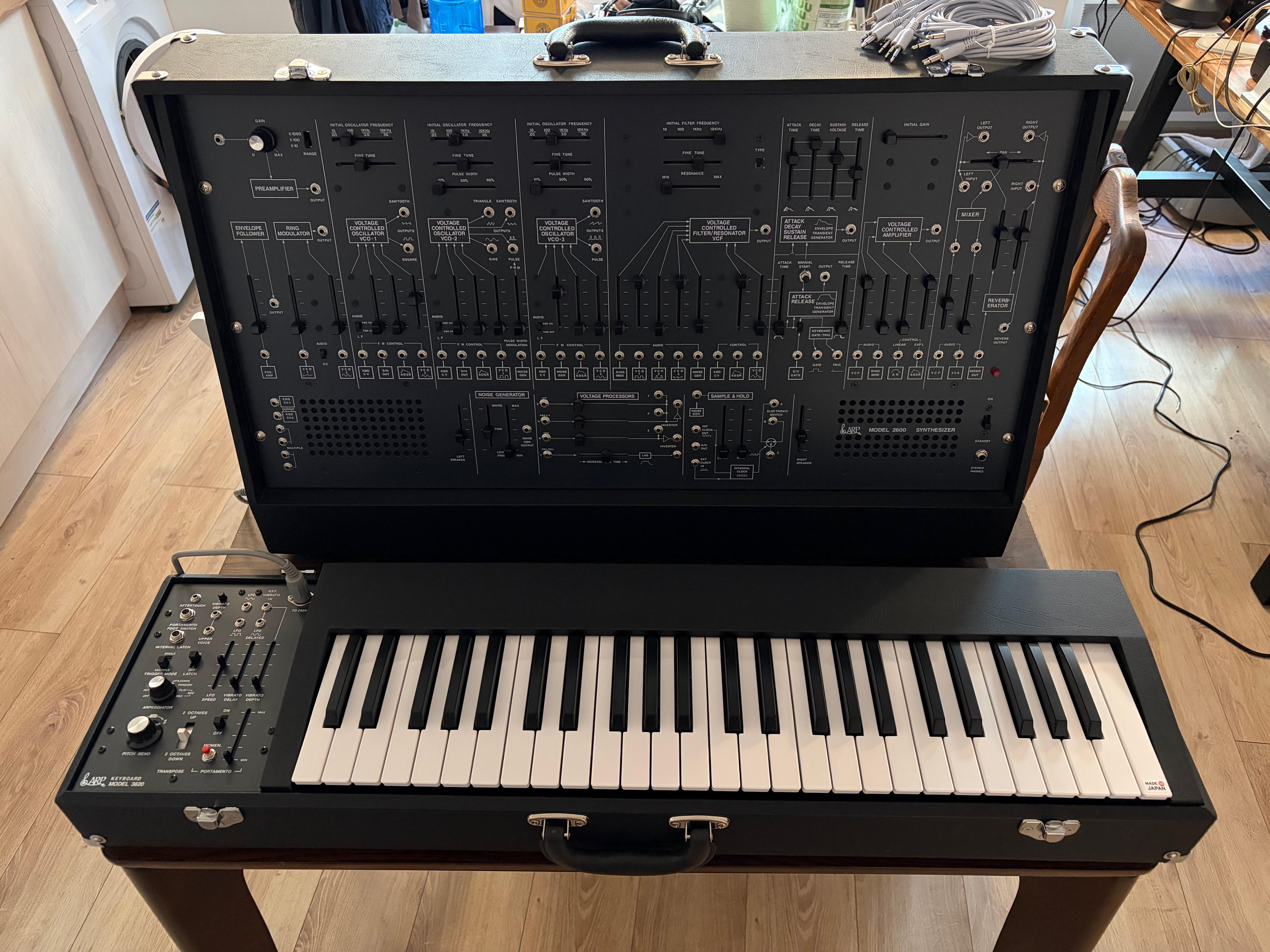 Korg ARP 2600 FS - complet, état impeccable