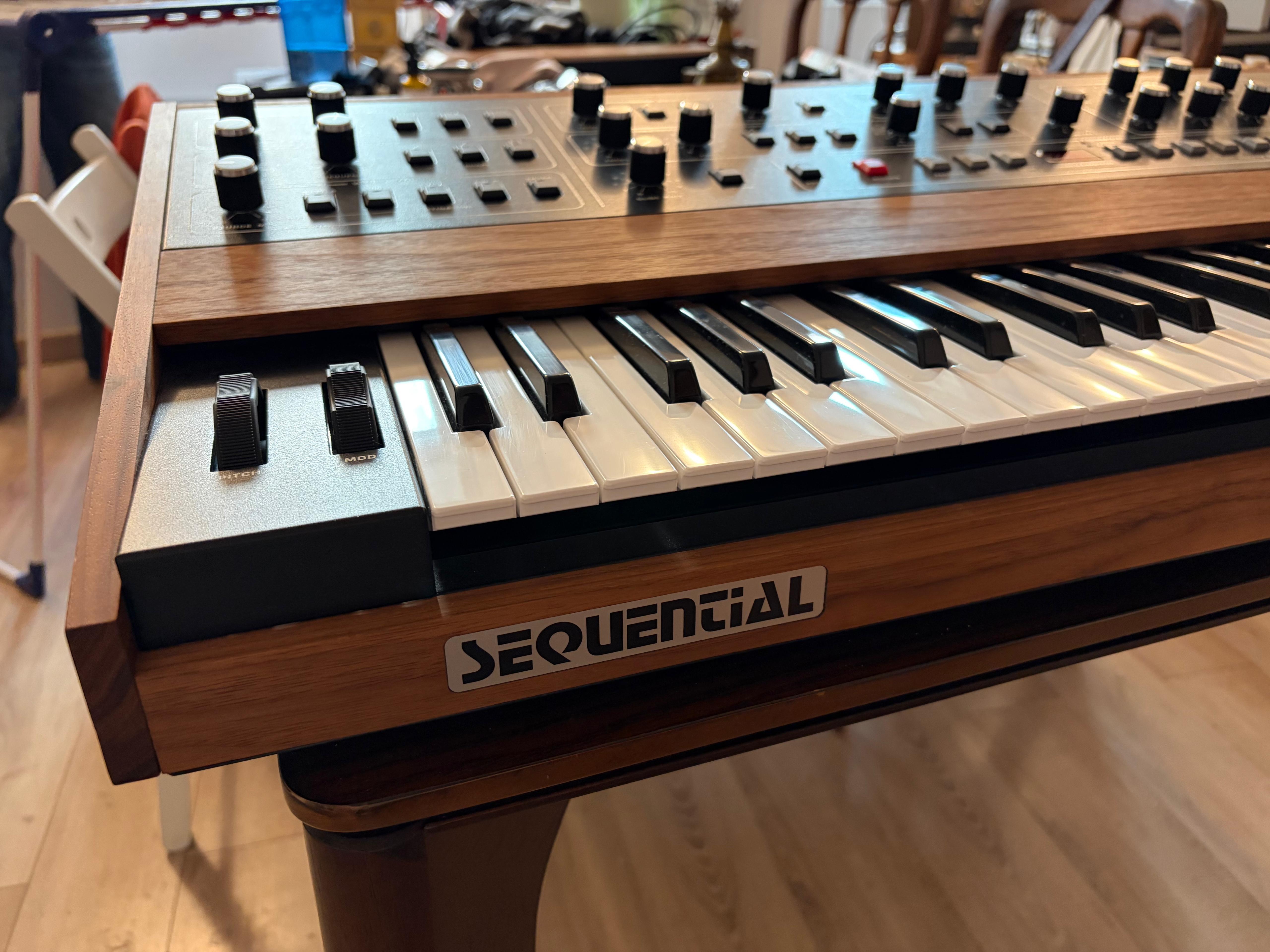 Sequential Prophet 10 Rev4 (3350)