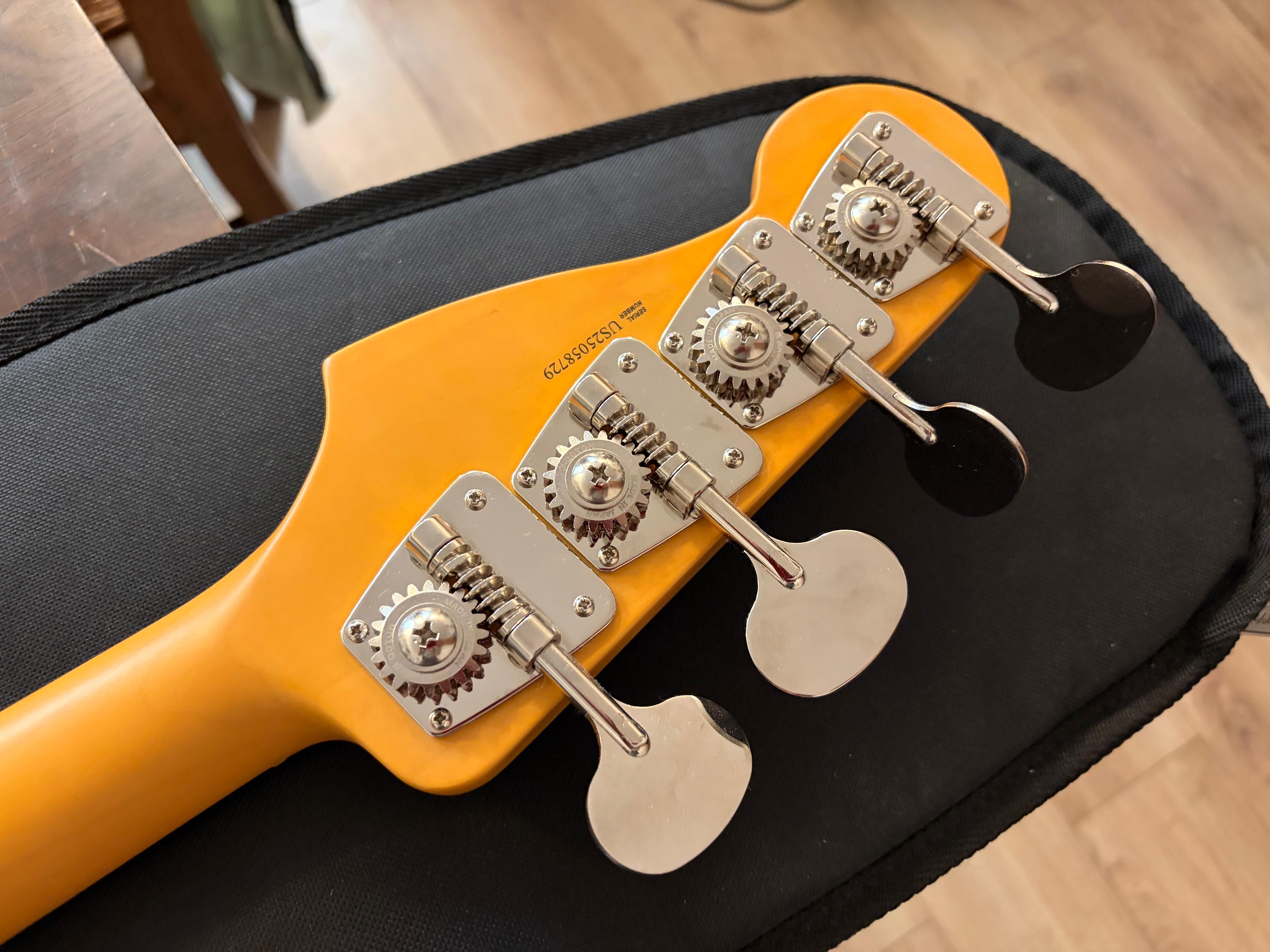 Fender American Professional Classic Precision Bass (94480)