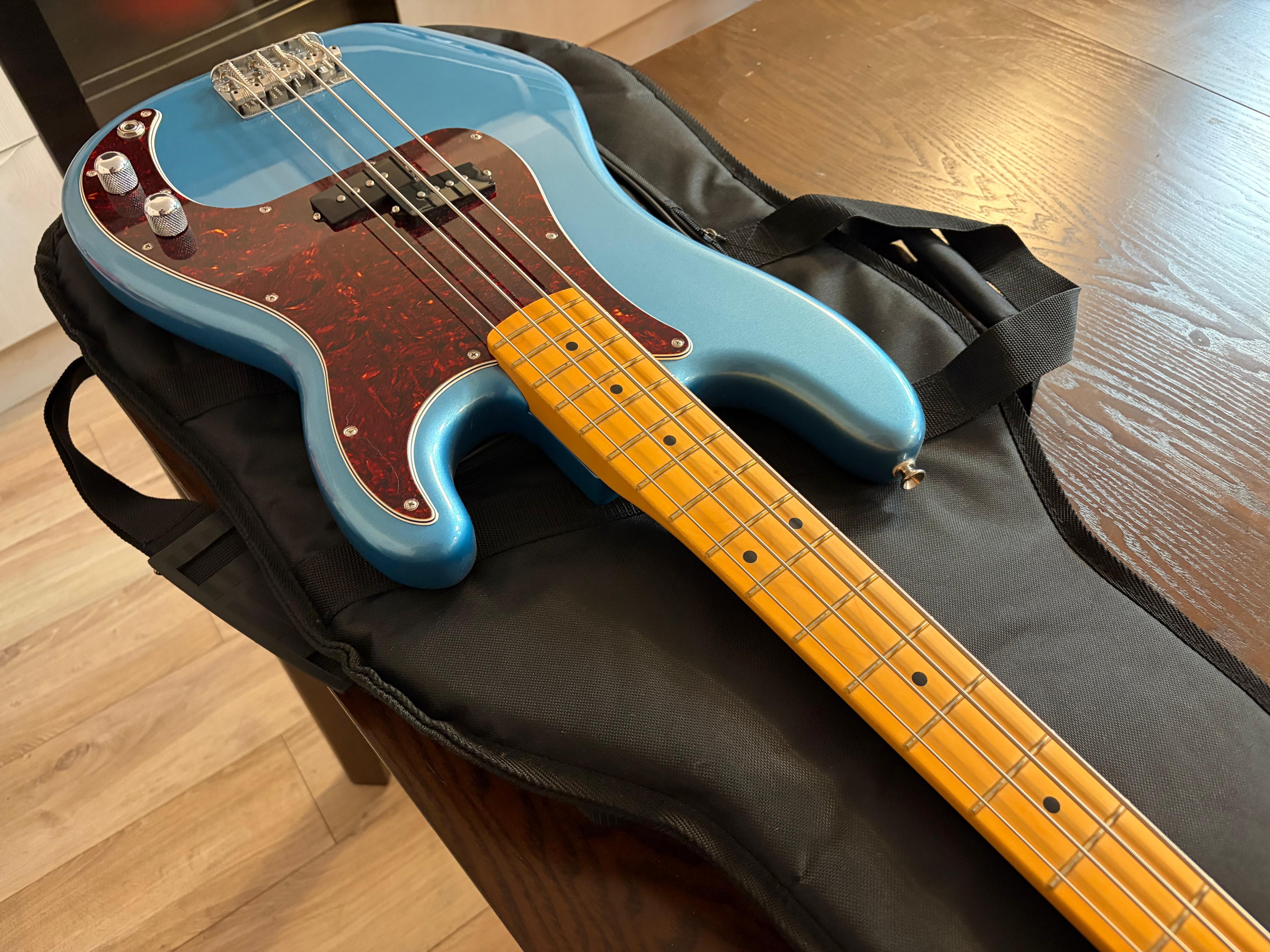 Fender American Professional Classic Precision Bass (94690)