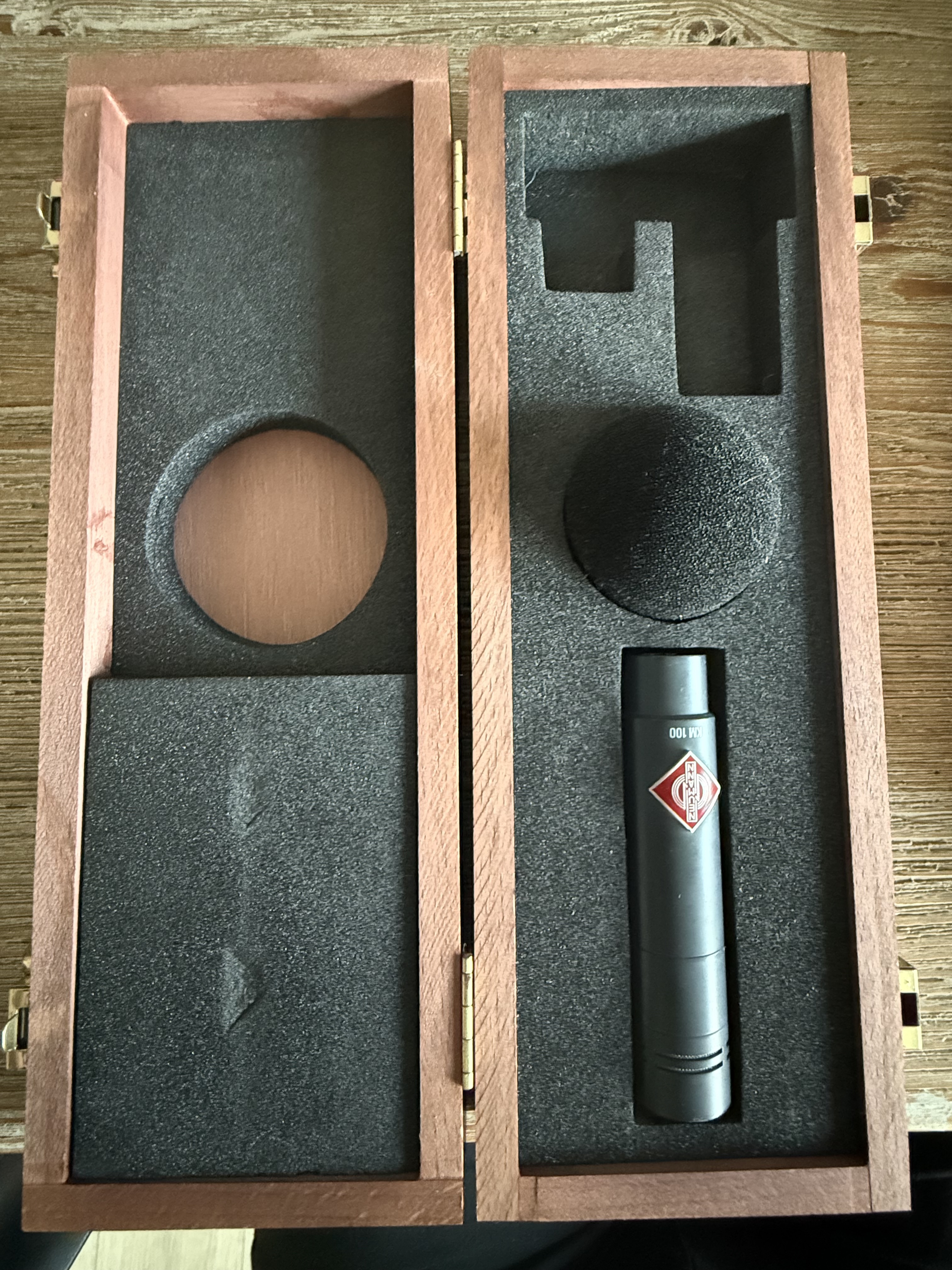 Micro Neumann KM 100 