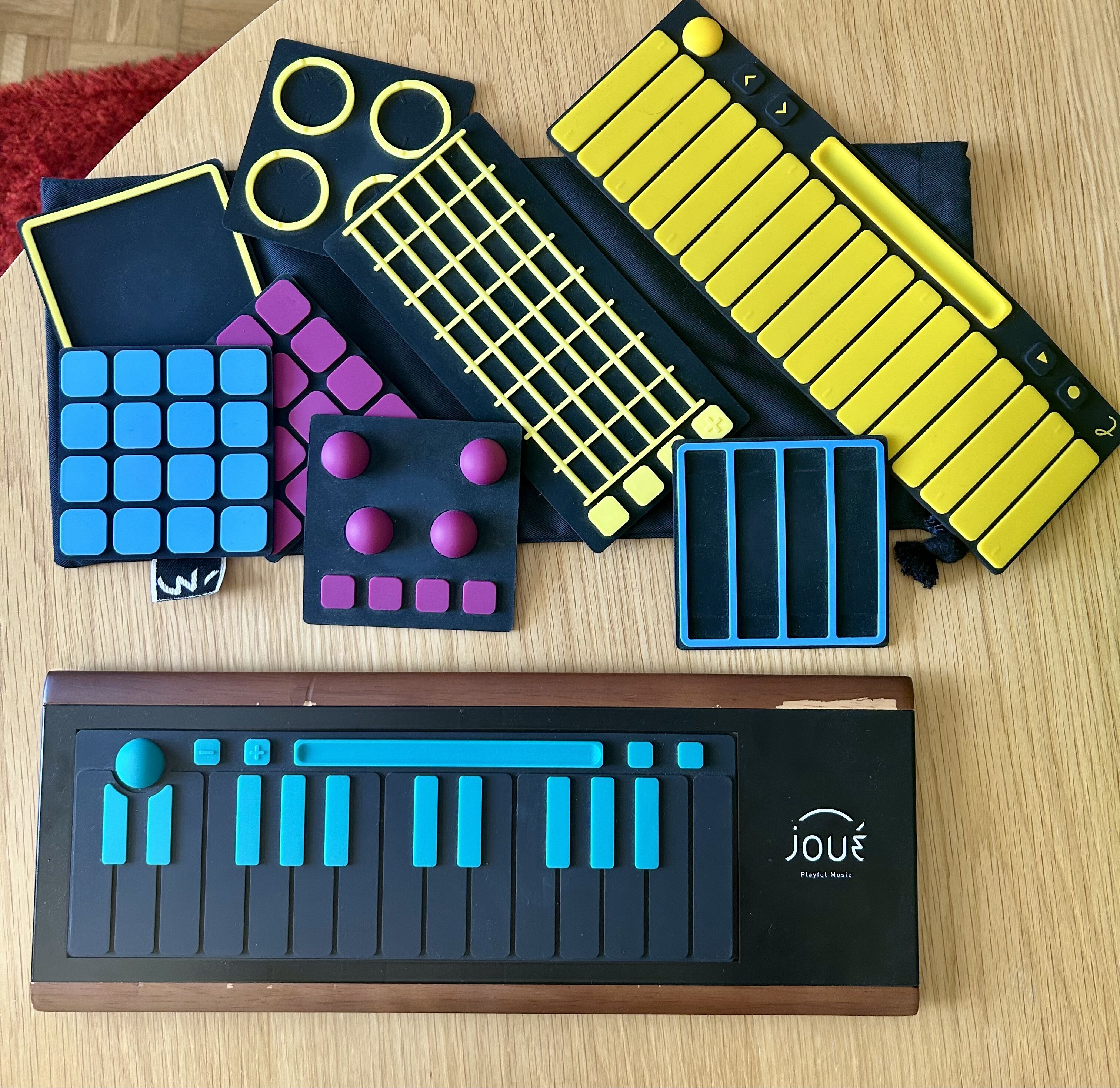 Joué Board avec accessoires