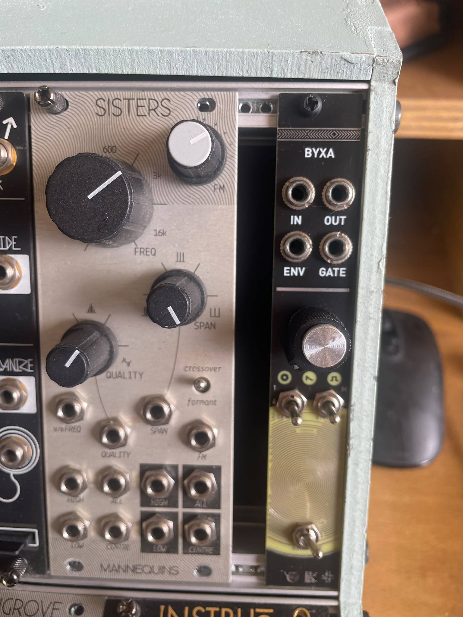 Vends variante du mutable ears : BYXA