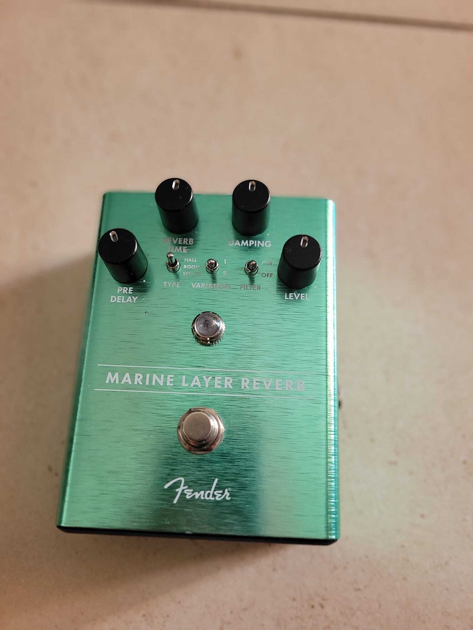 Vends Fender Marine Layer Reverb