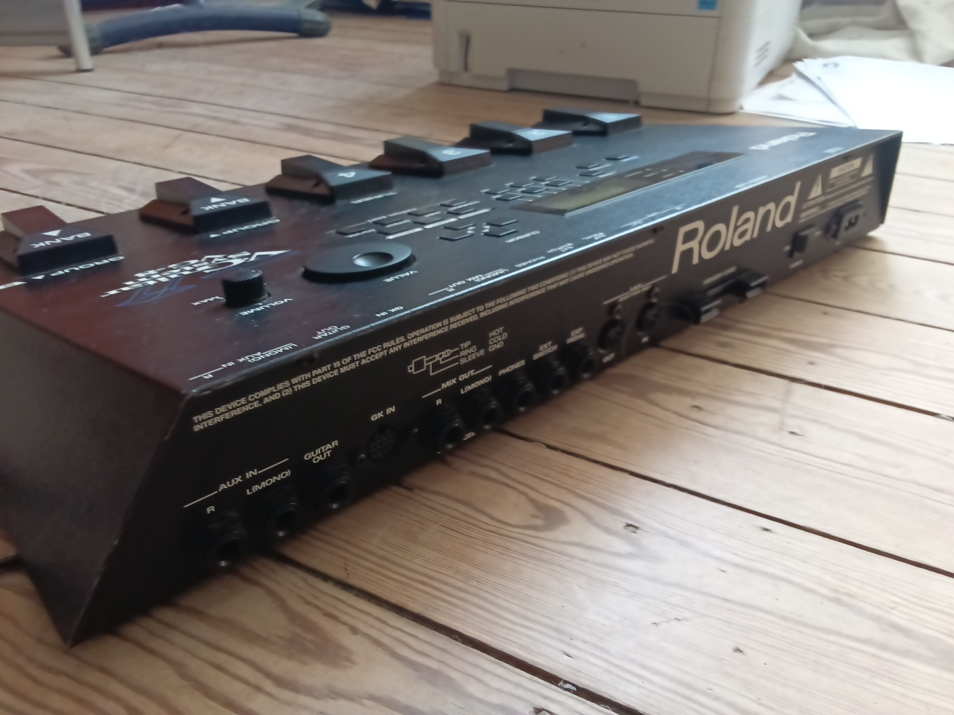 Roland VG-8 VGuitar (8275)
