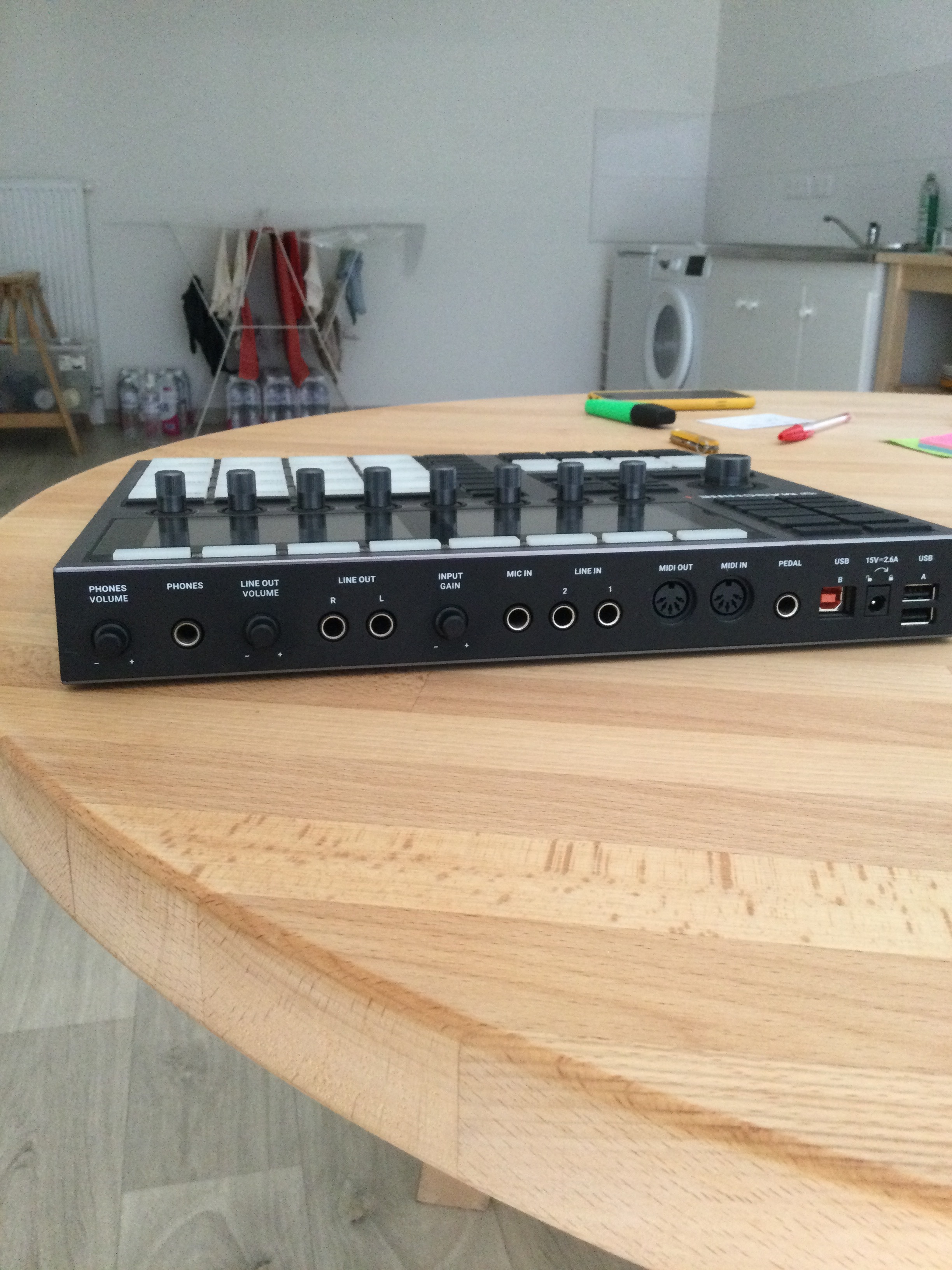 Native Instruments Maschine+ (6216)
