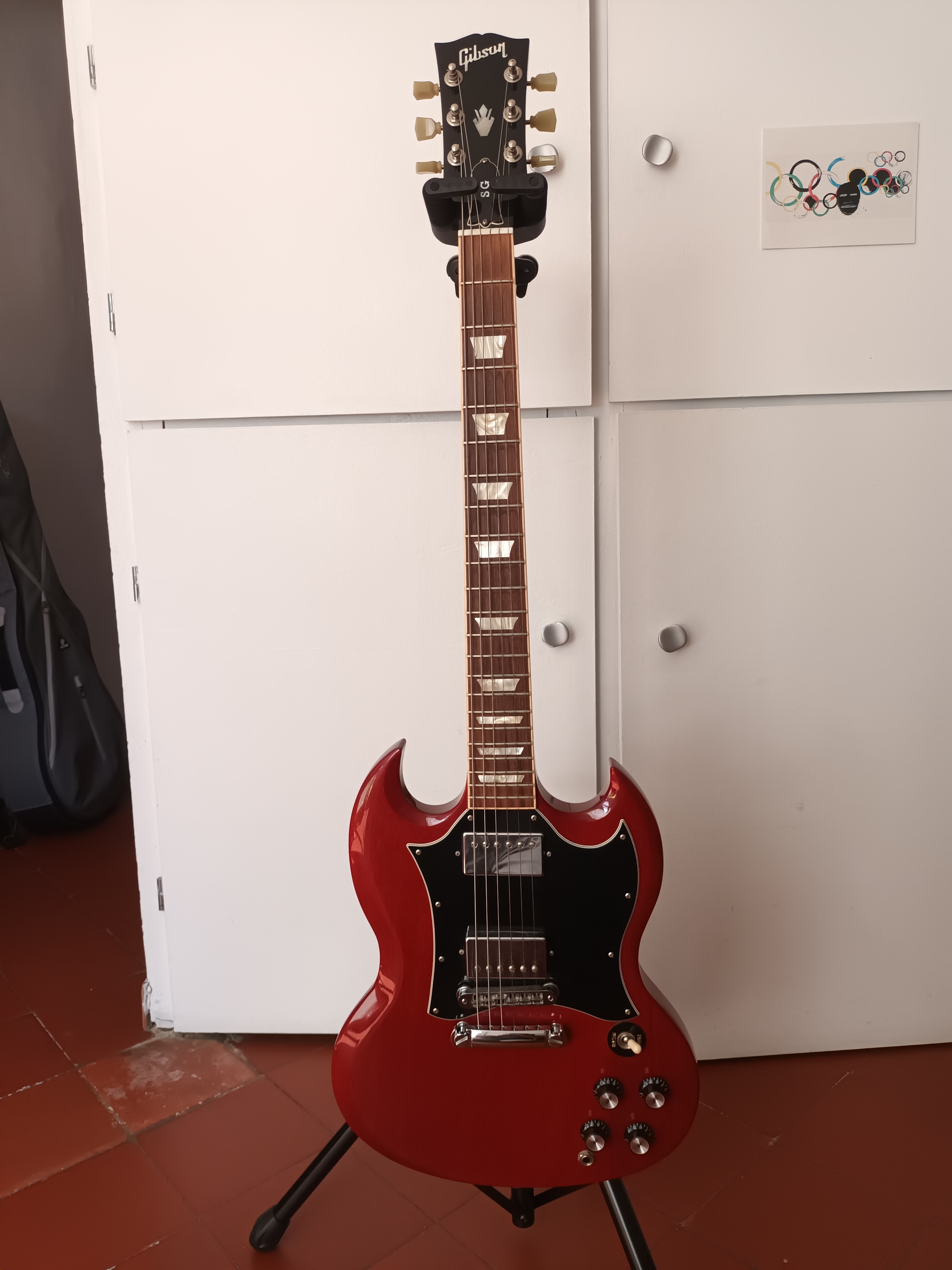 Vends guitare GIBSON SG couleur Cherry