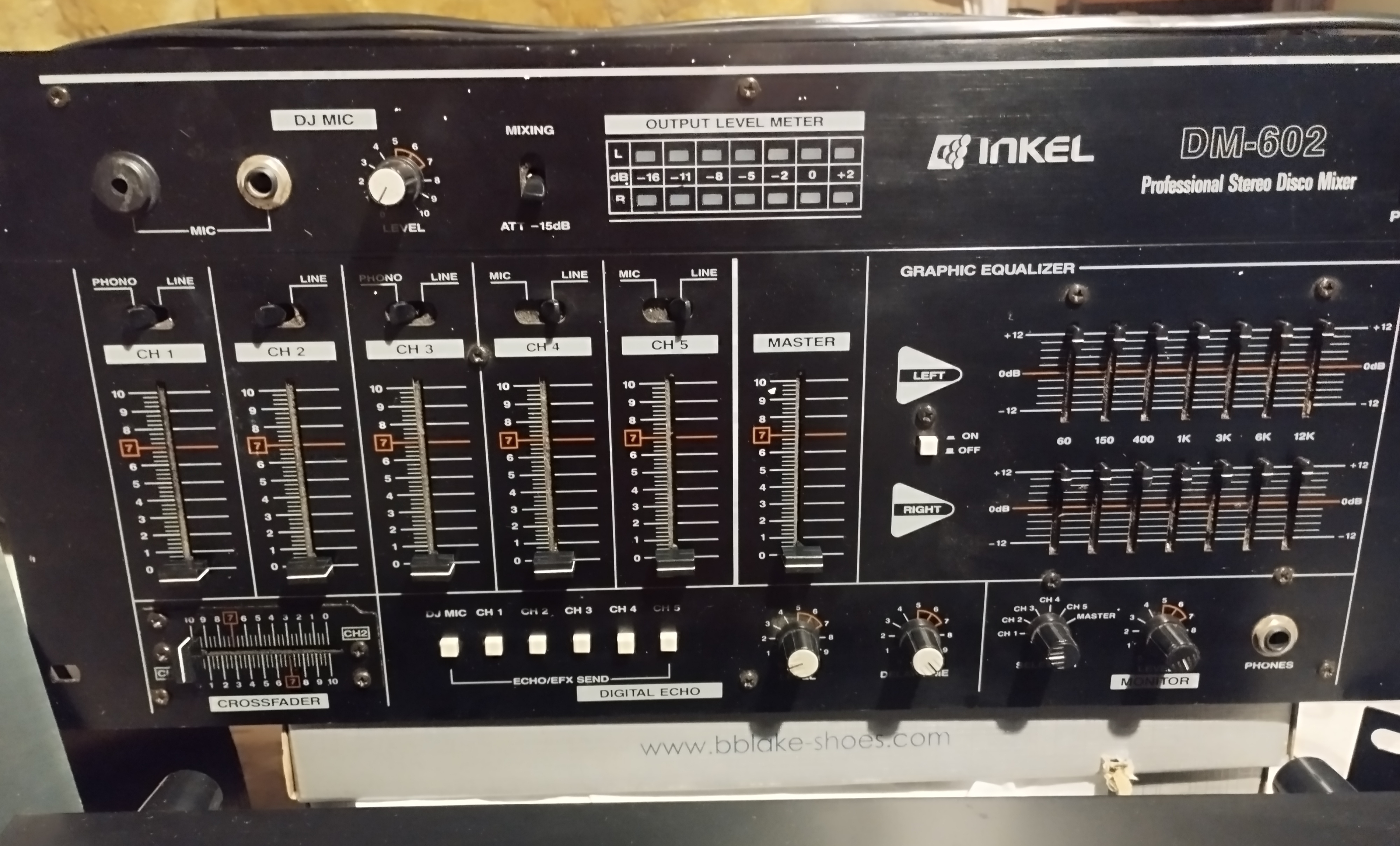 Table de mixage Inkel DM- 602