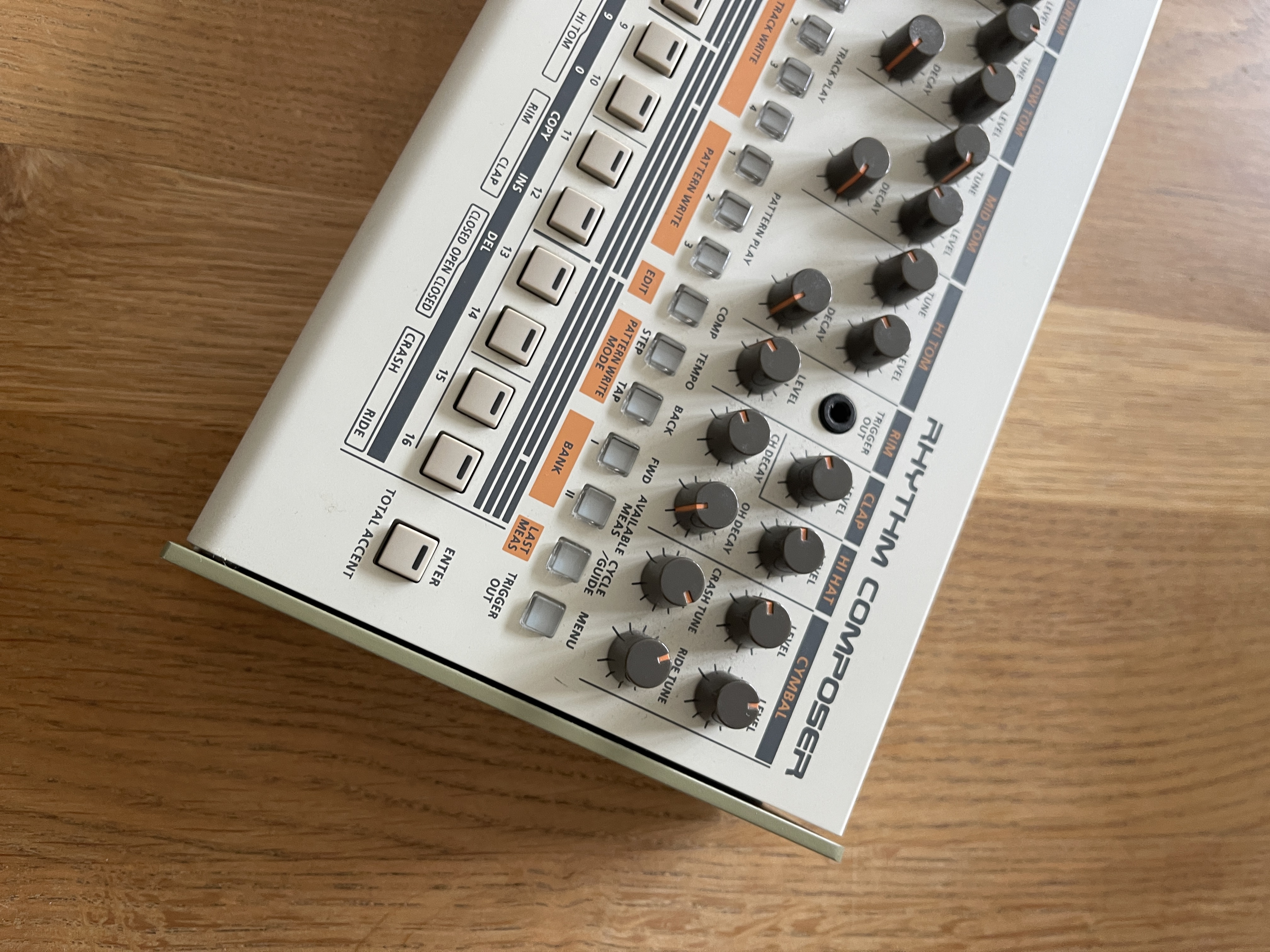 Roland TR-09 (39380)