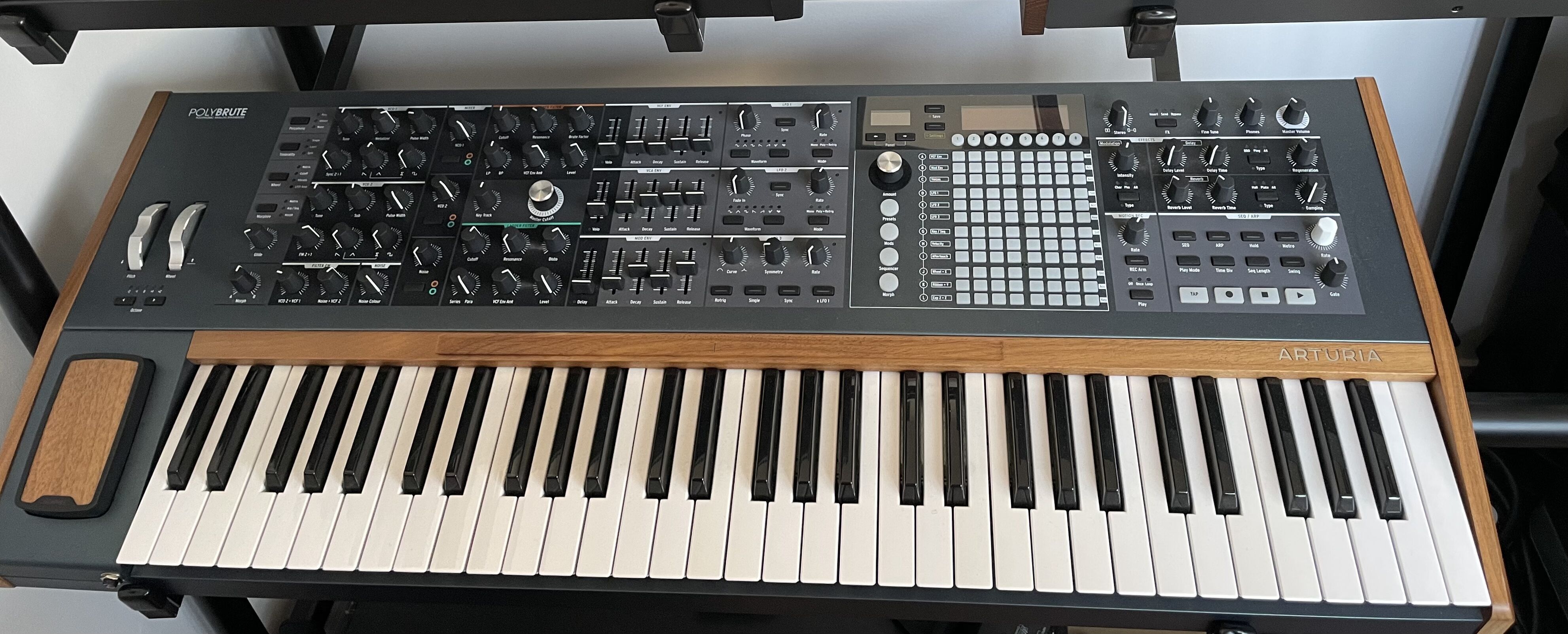 Vends Arturia Polybrute