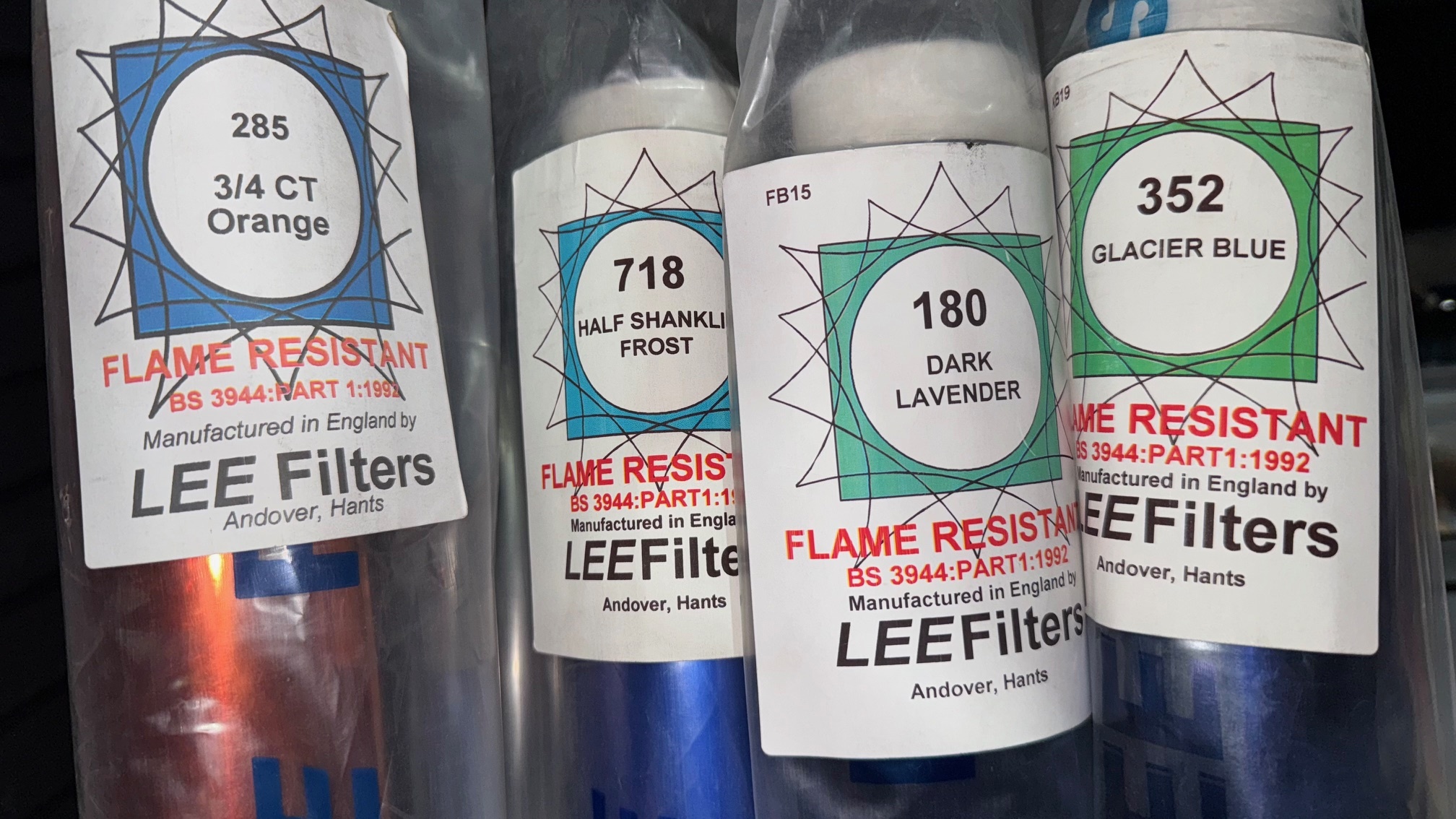 LEE FILTERS GELATINES - EN FEUILLES ET EN ROULEAUX