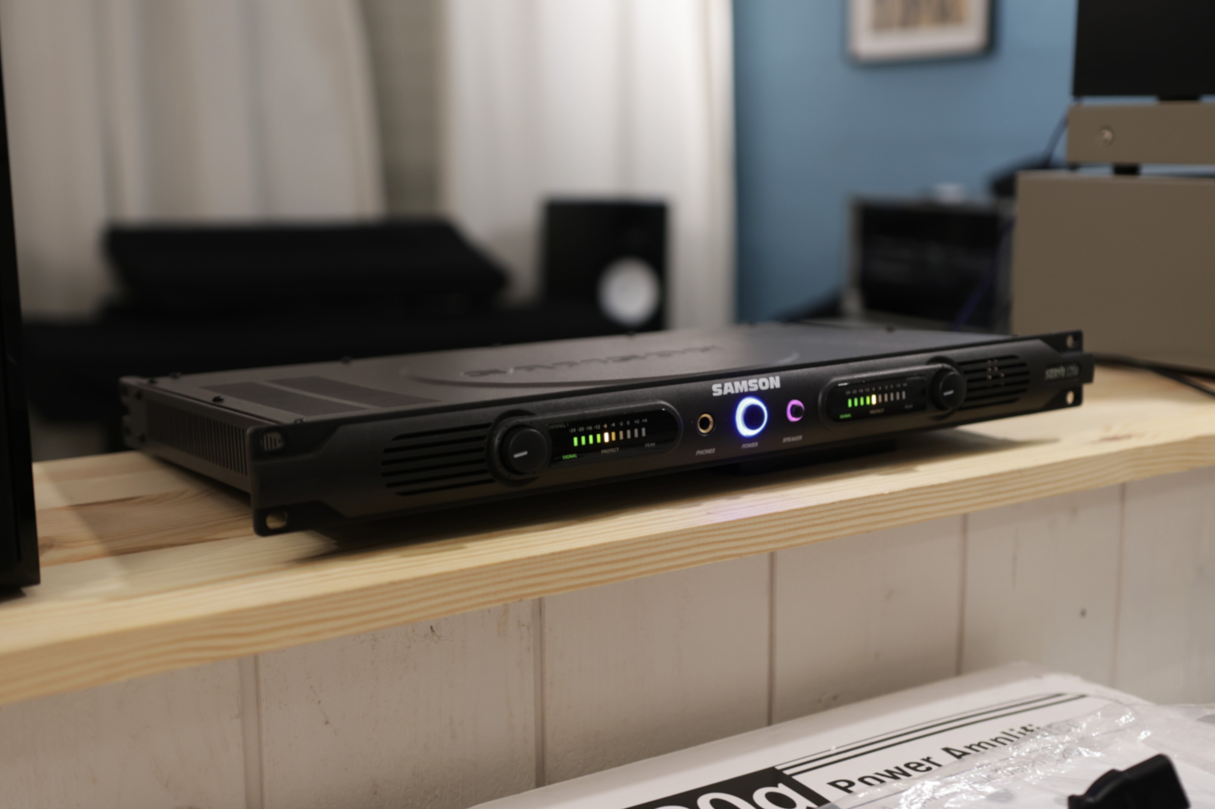 Ampli Studio - Sono SAMSON SERVO 120a