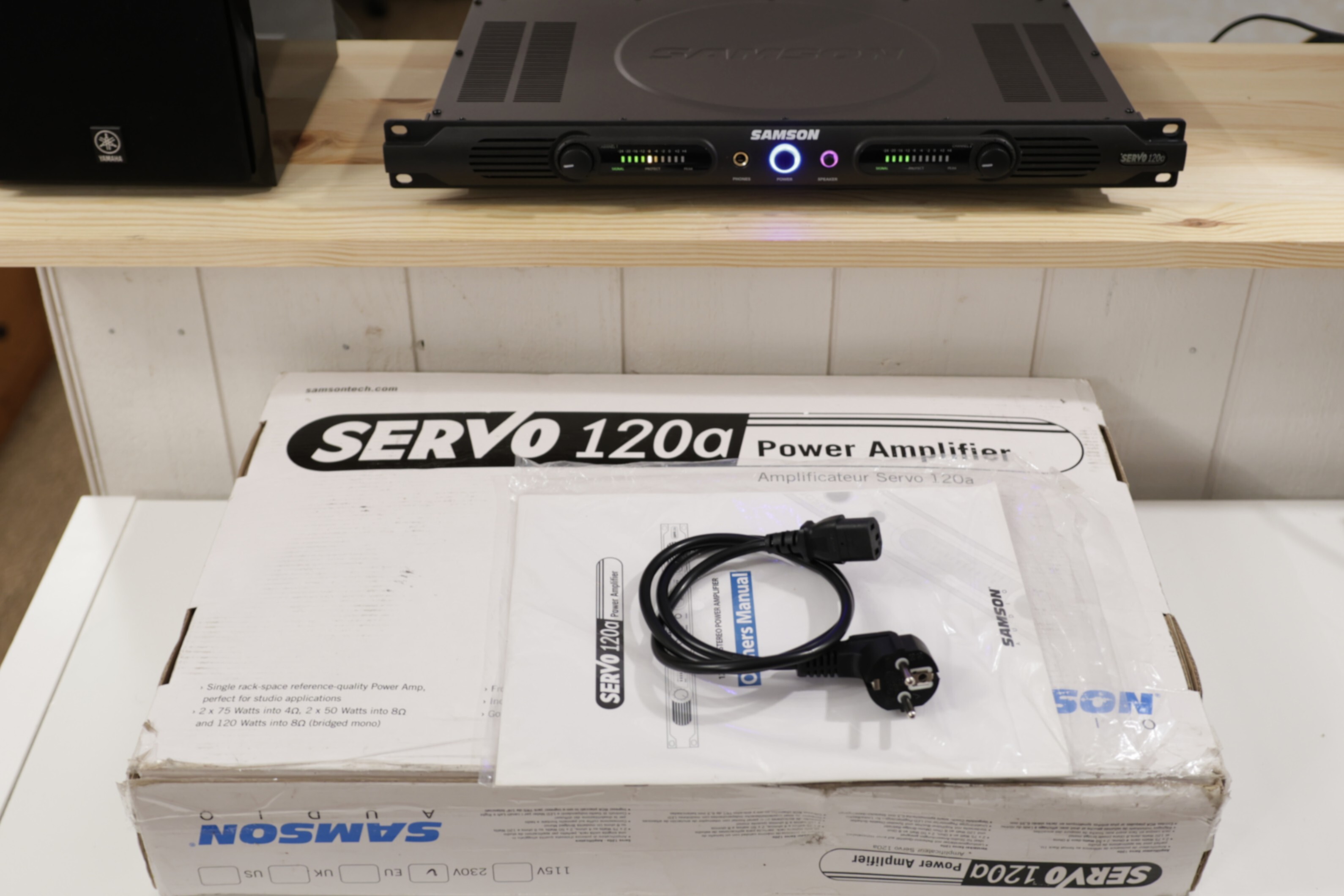 servo09