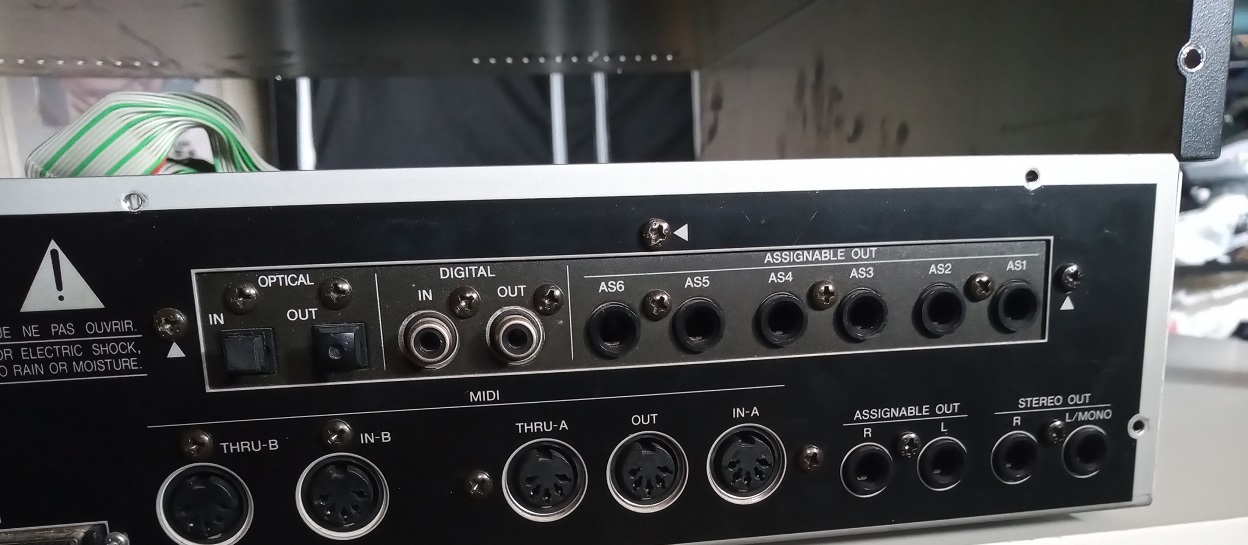 Vends carte Yamaha AIEB1 Très bon état