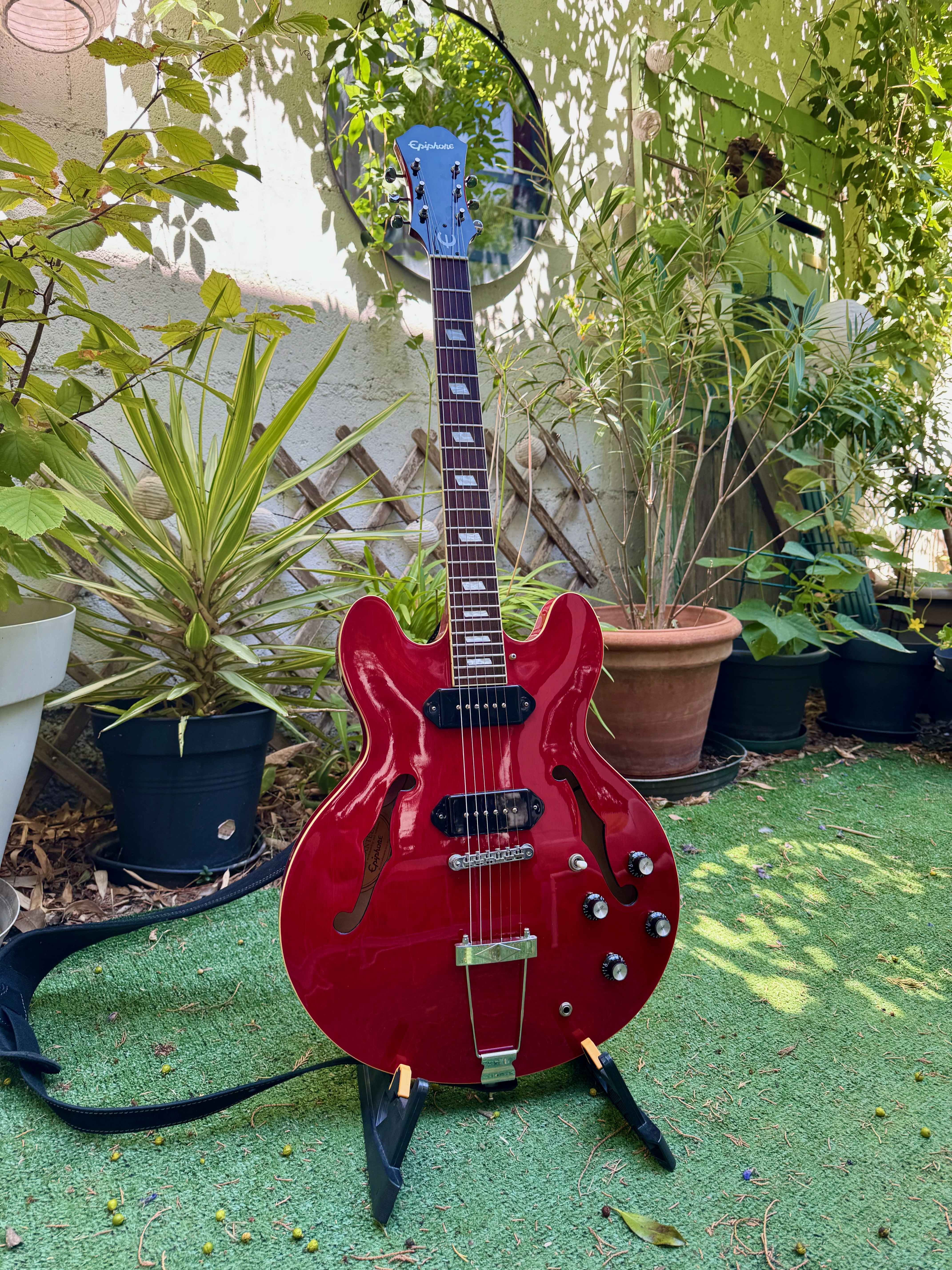 Vends Epiphone Casino Cherry 2007