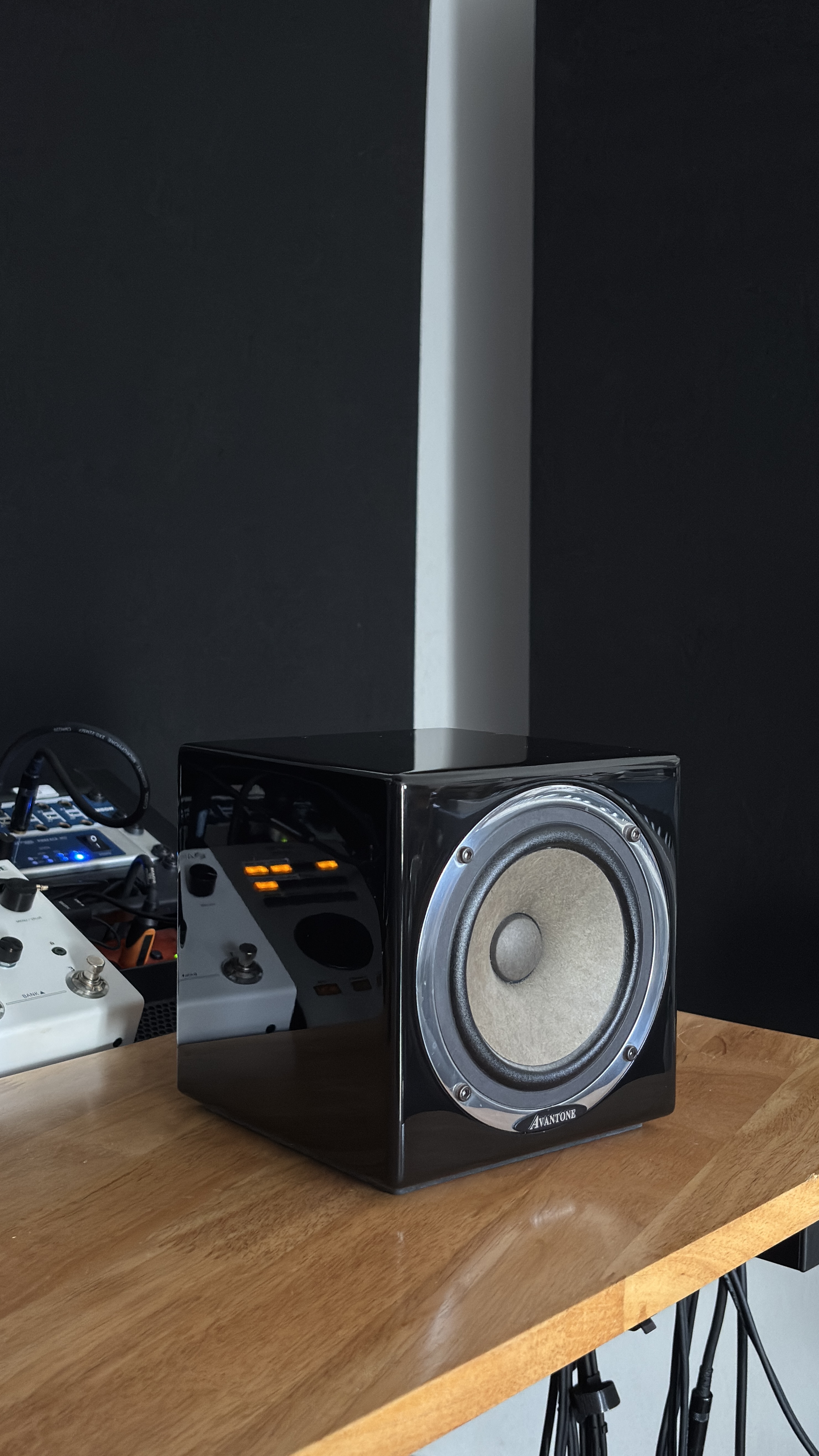 Vends Enceinte Avantone Mixcubes Active