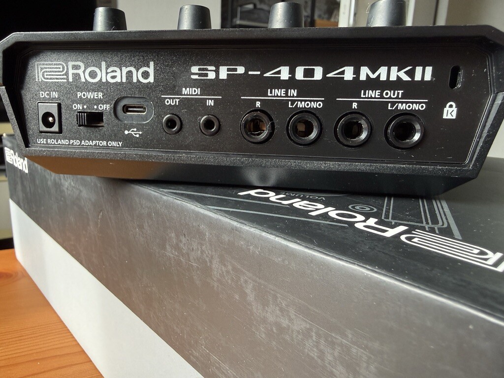 Roland SP-404 MKII (49291)