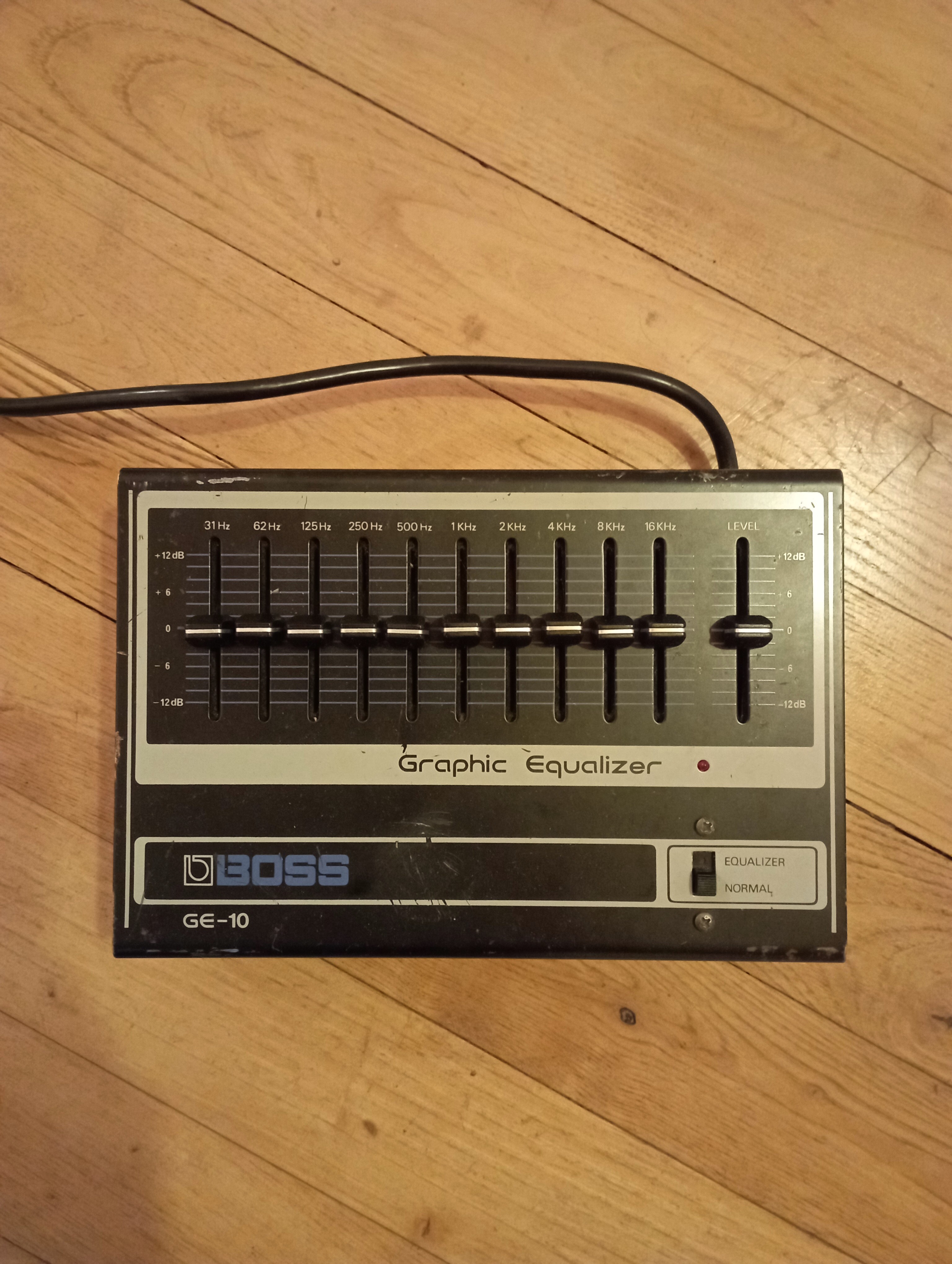 Boss GE-10