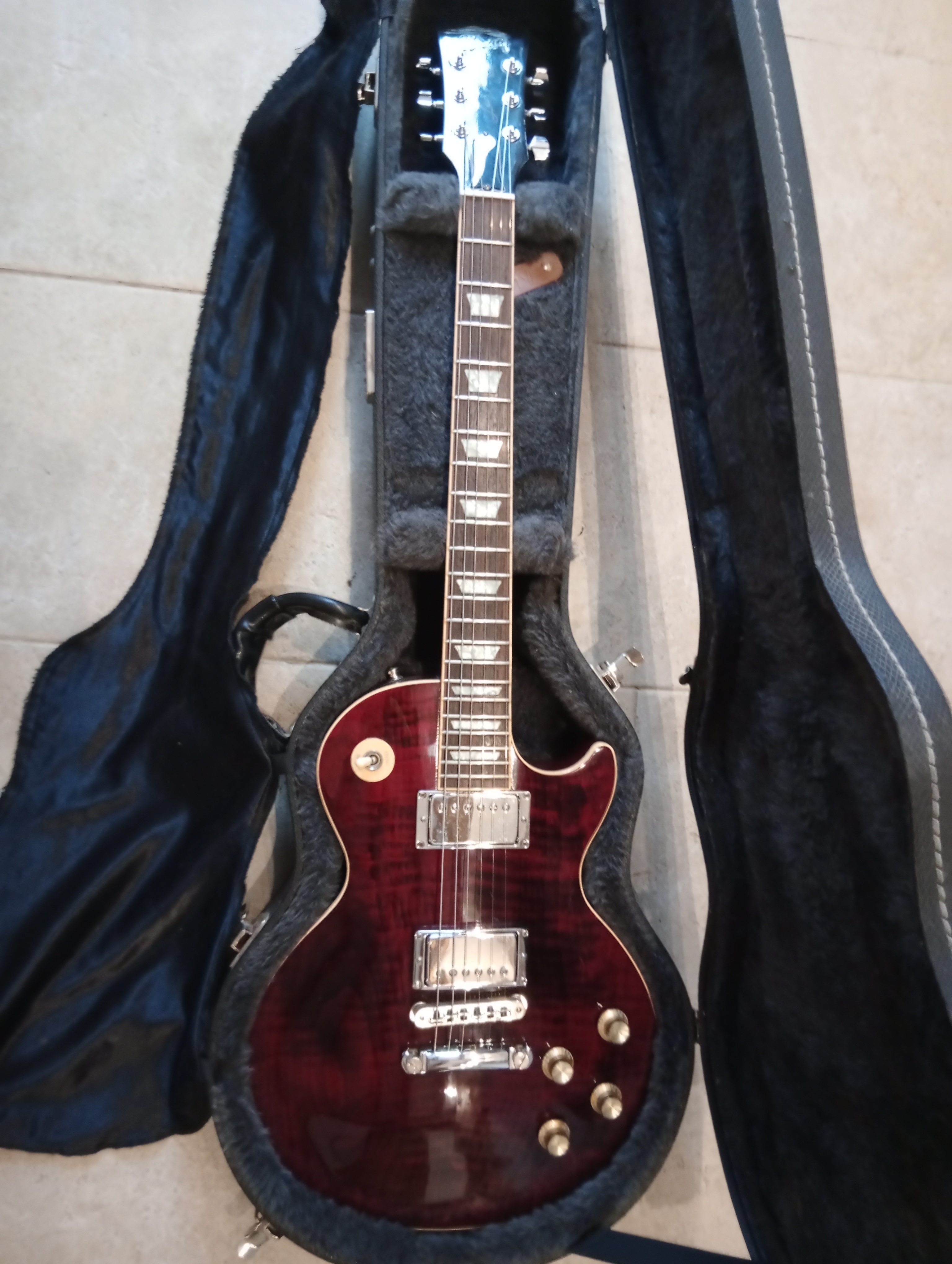 Vends les Paul Standard 2004