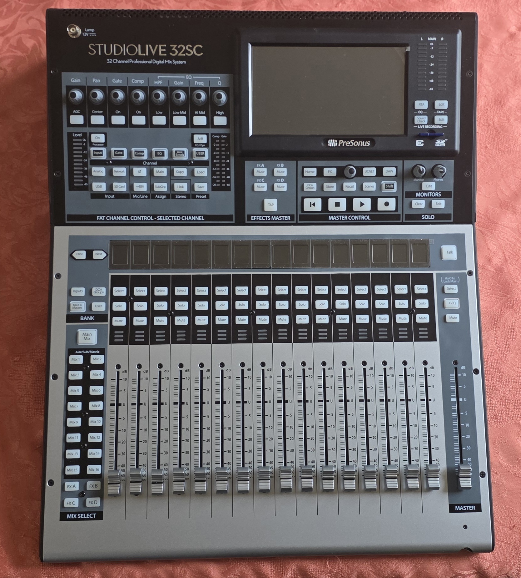 StudioLive 32sc comme neuve