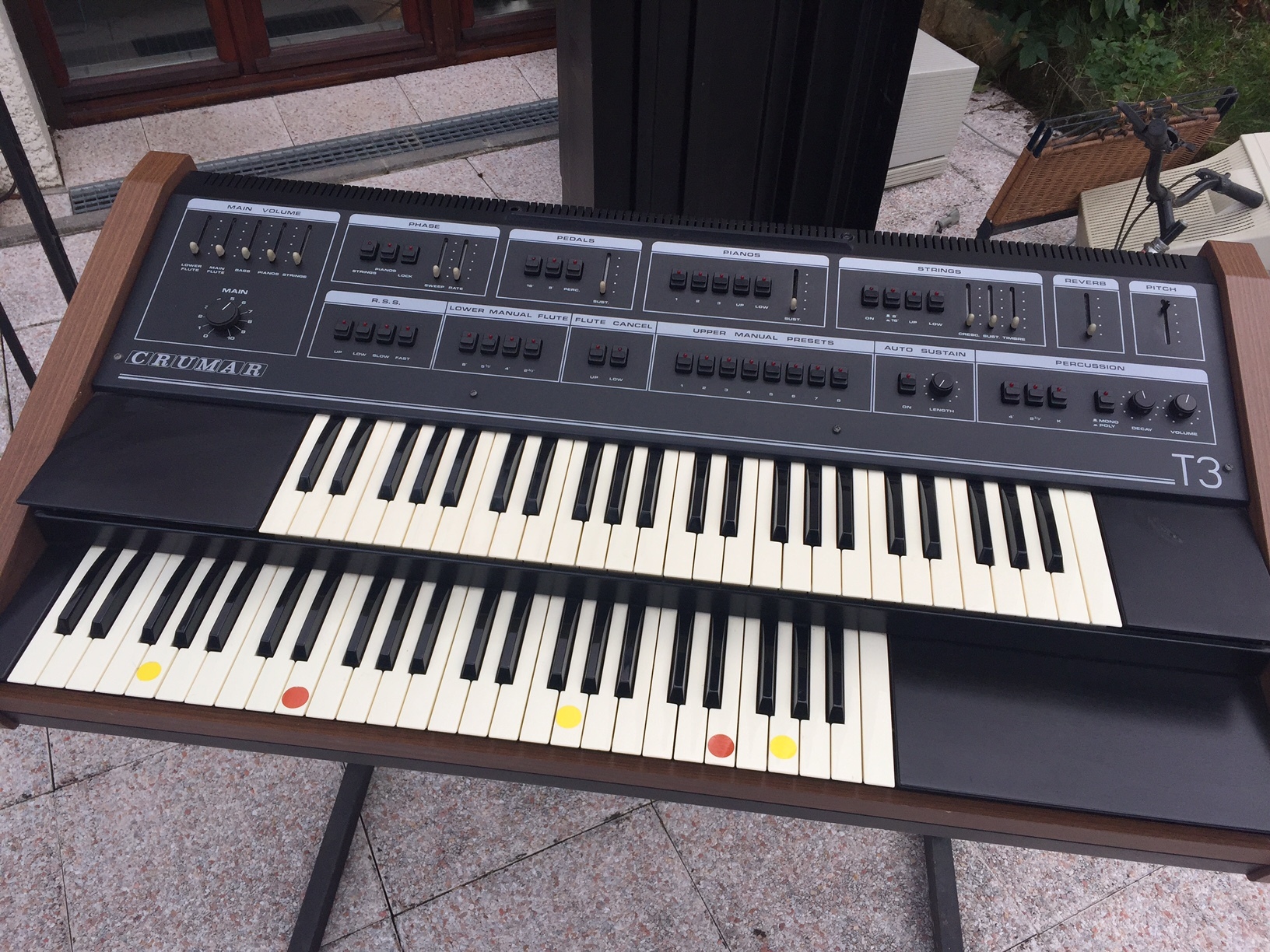 Orgue vintage Crumar T3 + pied + pédale volume
